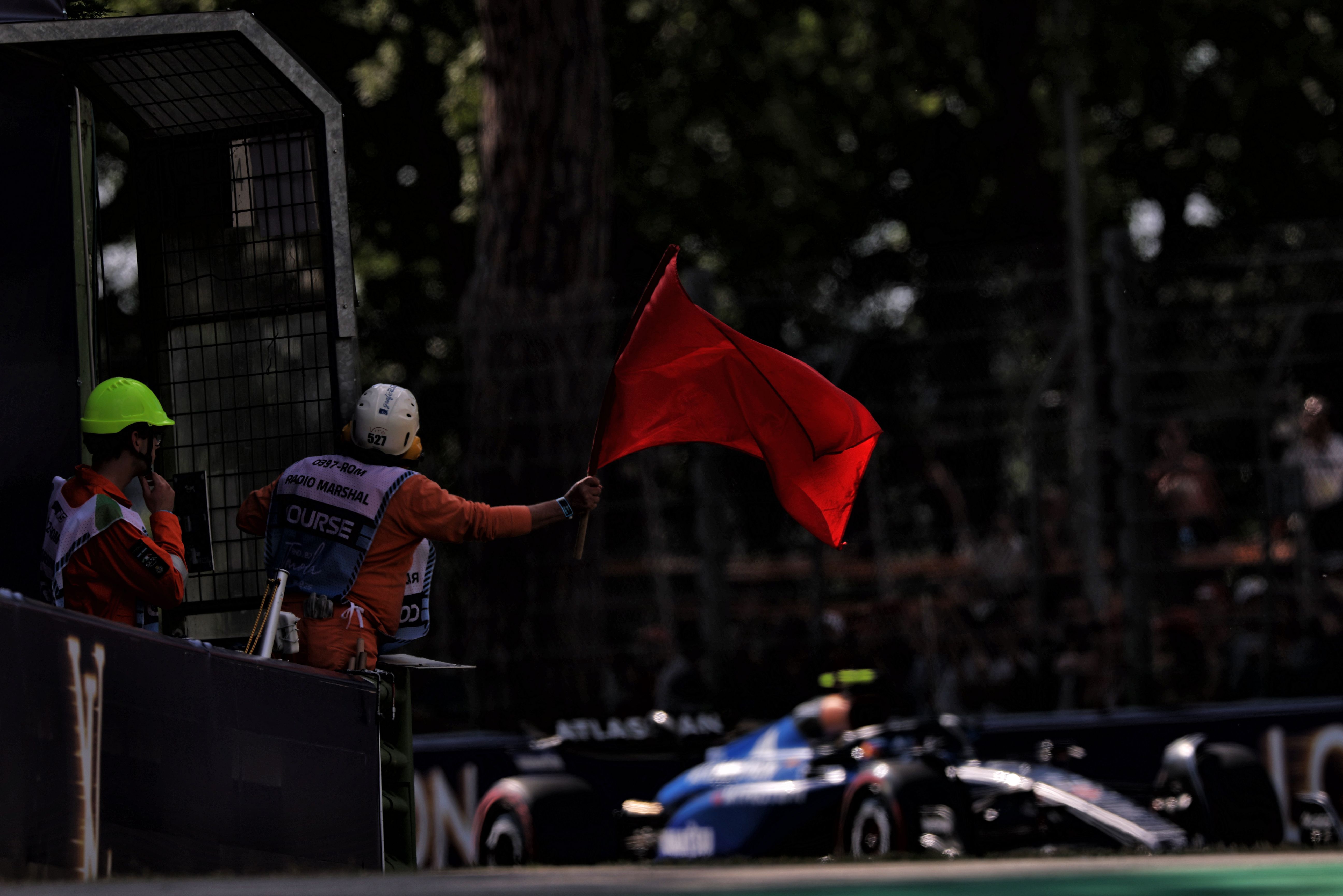 Red flags dominated Q1