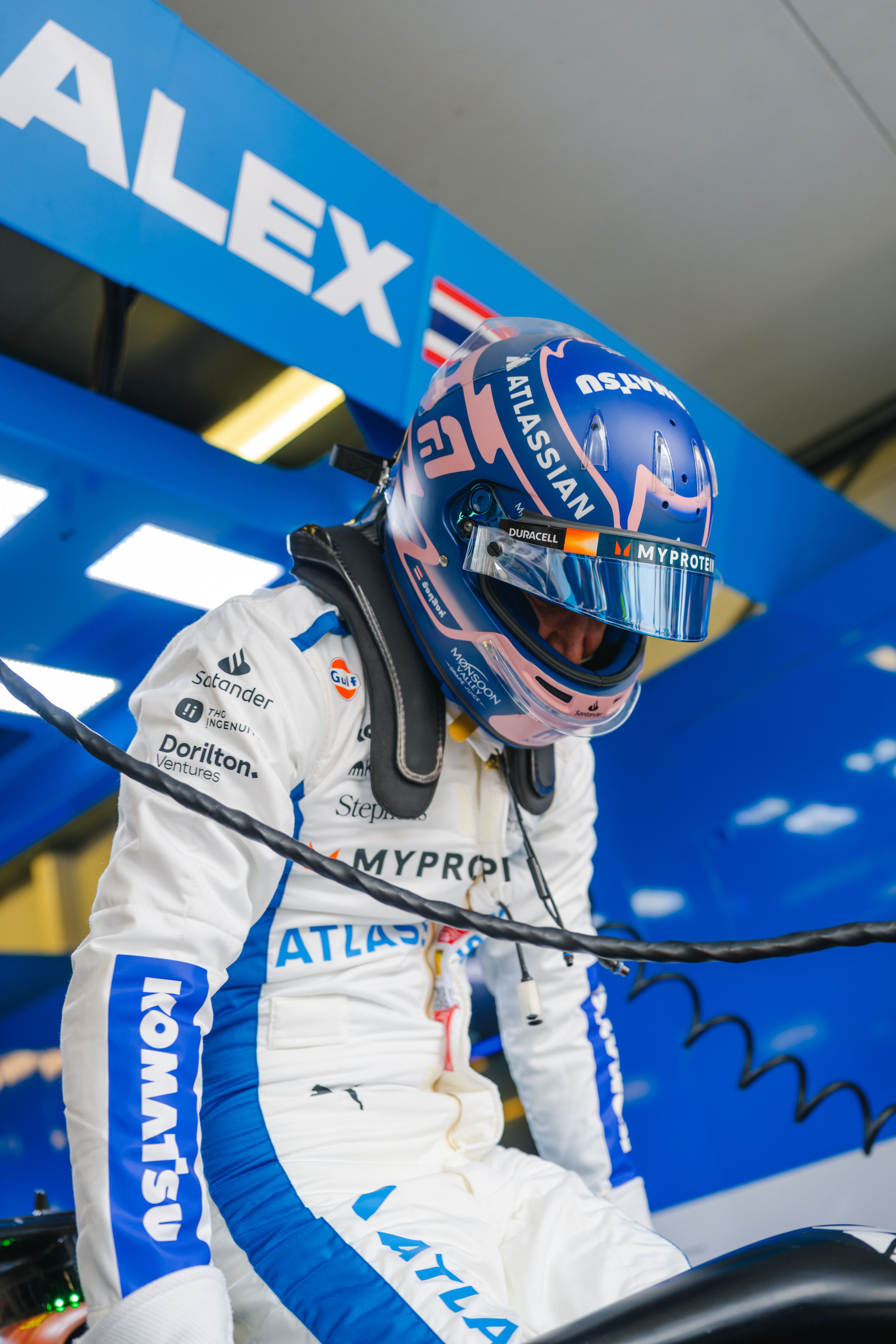 Alex descends into the FW47