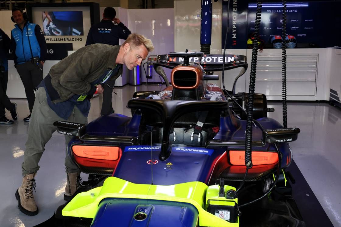 Lovin' Each Day with Ronan Keating in the garage.