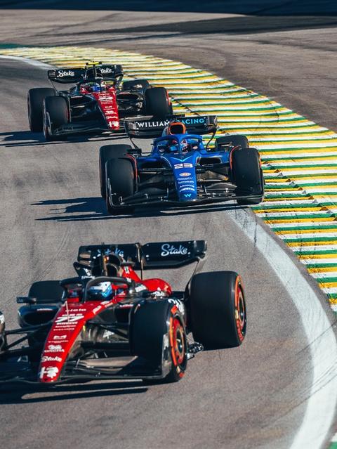 There was close running all across the pack in São Paulo.