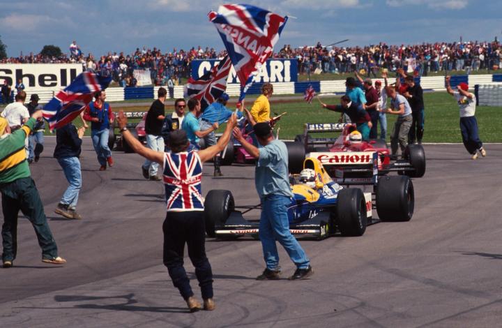 Mansell Mania reaches fever pitch