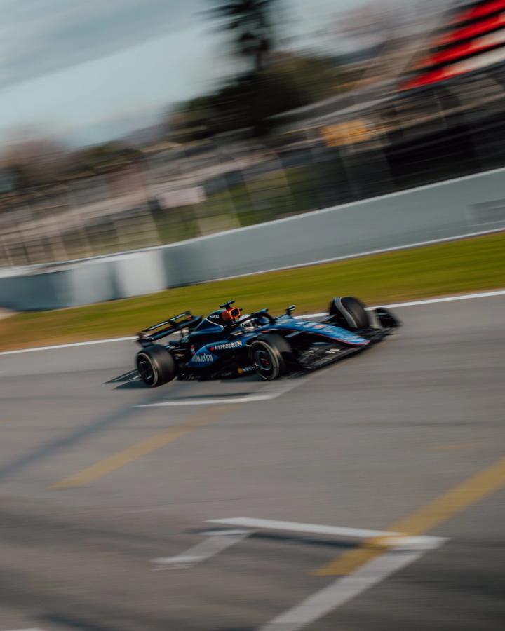 Carlos Sainz driving the Williams FW45 at the Circuit Barcelona-Catalunya