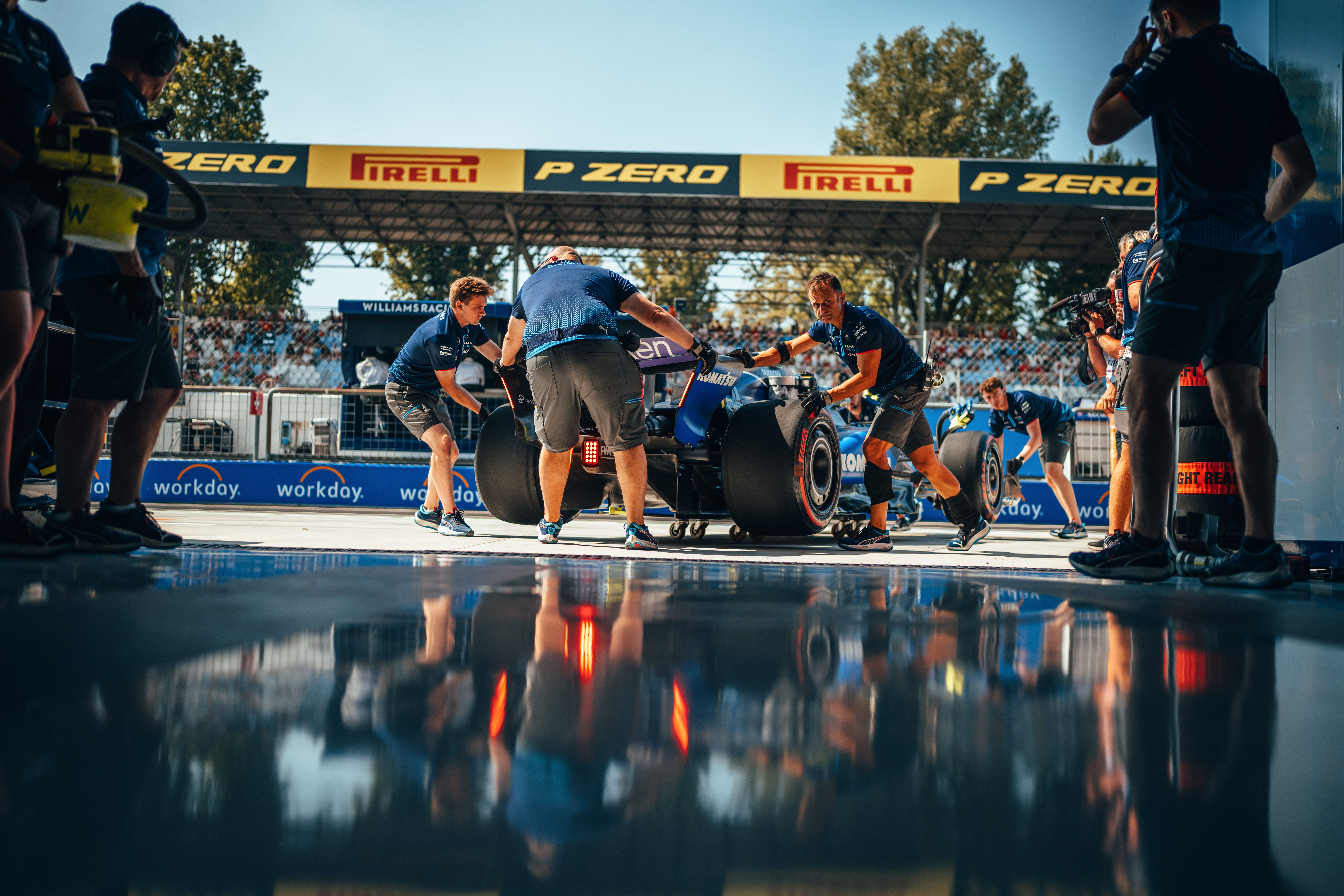 Arriving back after some Quali simulations.