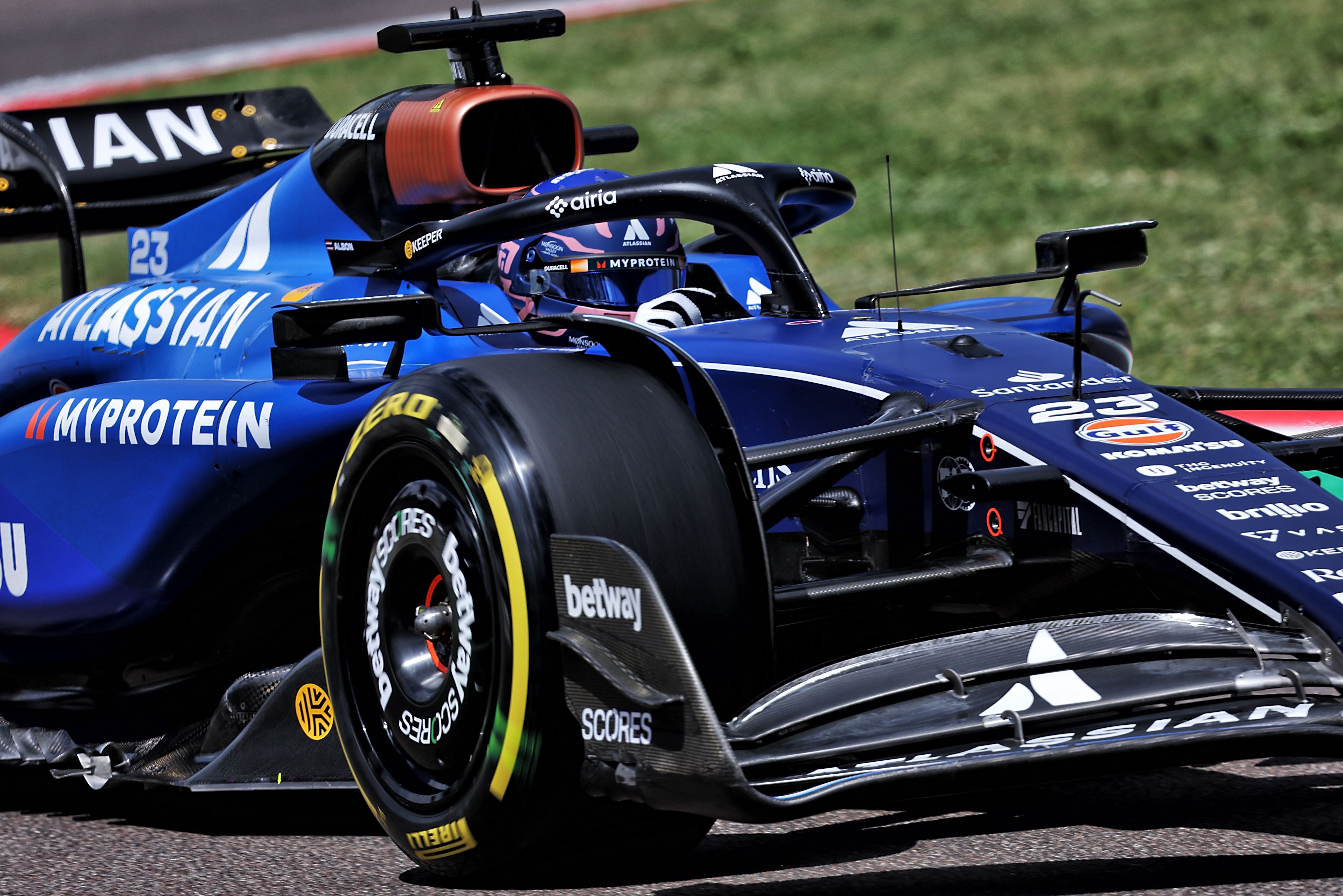 Straight to work in an unusual FP3