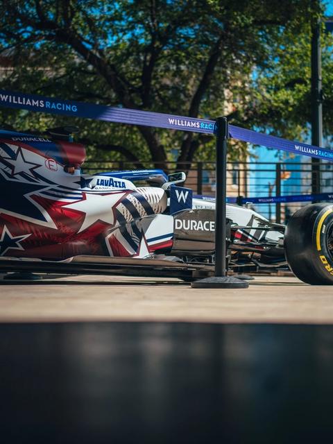 The Williams show car donned a very American livery and was a huge hit with fans.