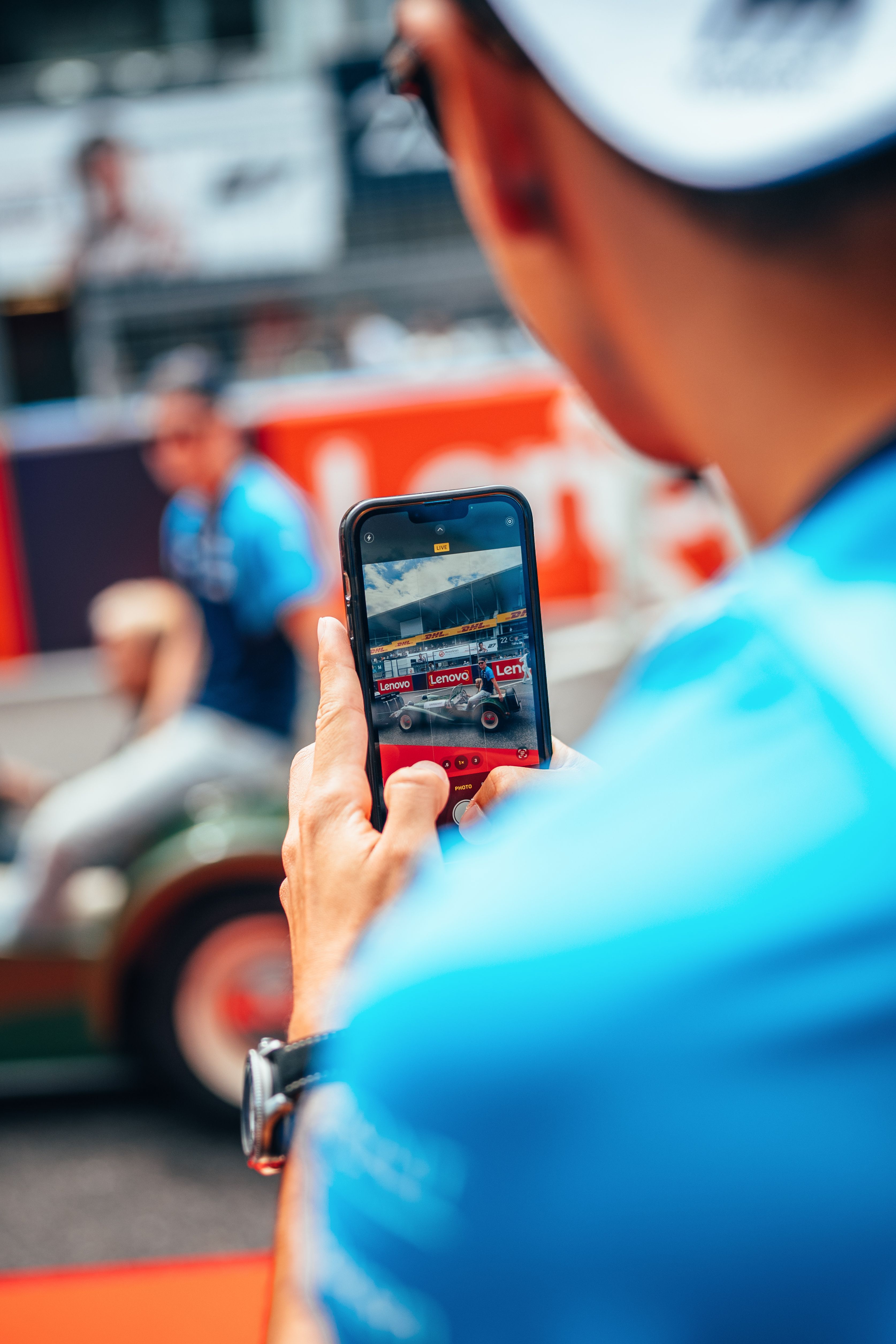 One for the gram, Albono?