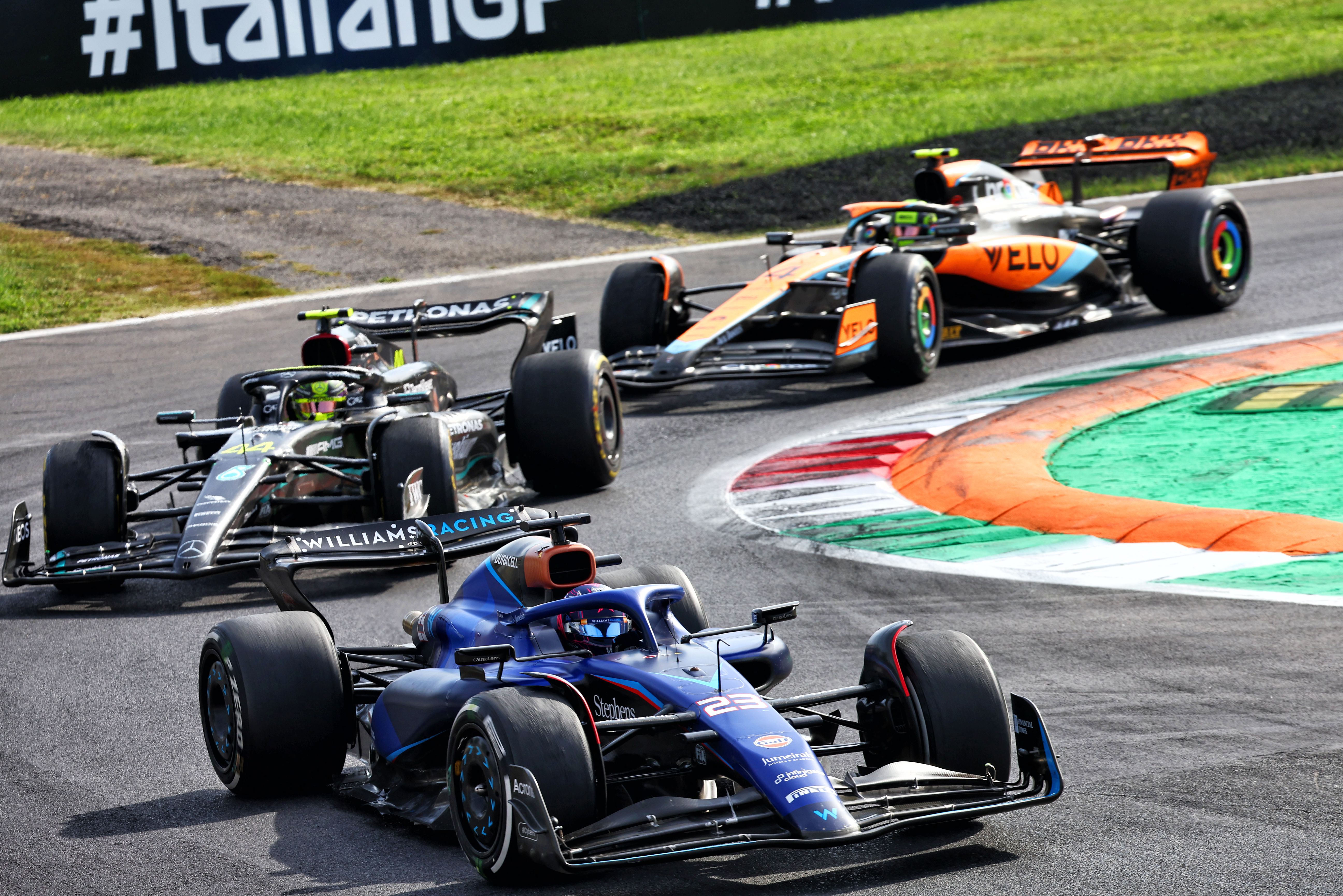 Defensive driving from Alex helped him keep P7 until the chequered flag.