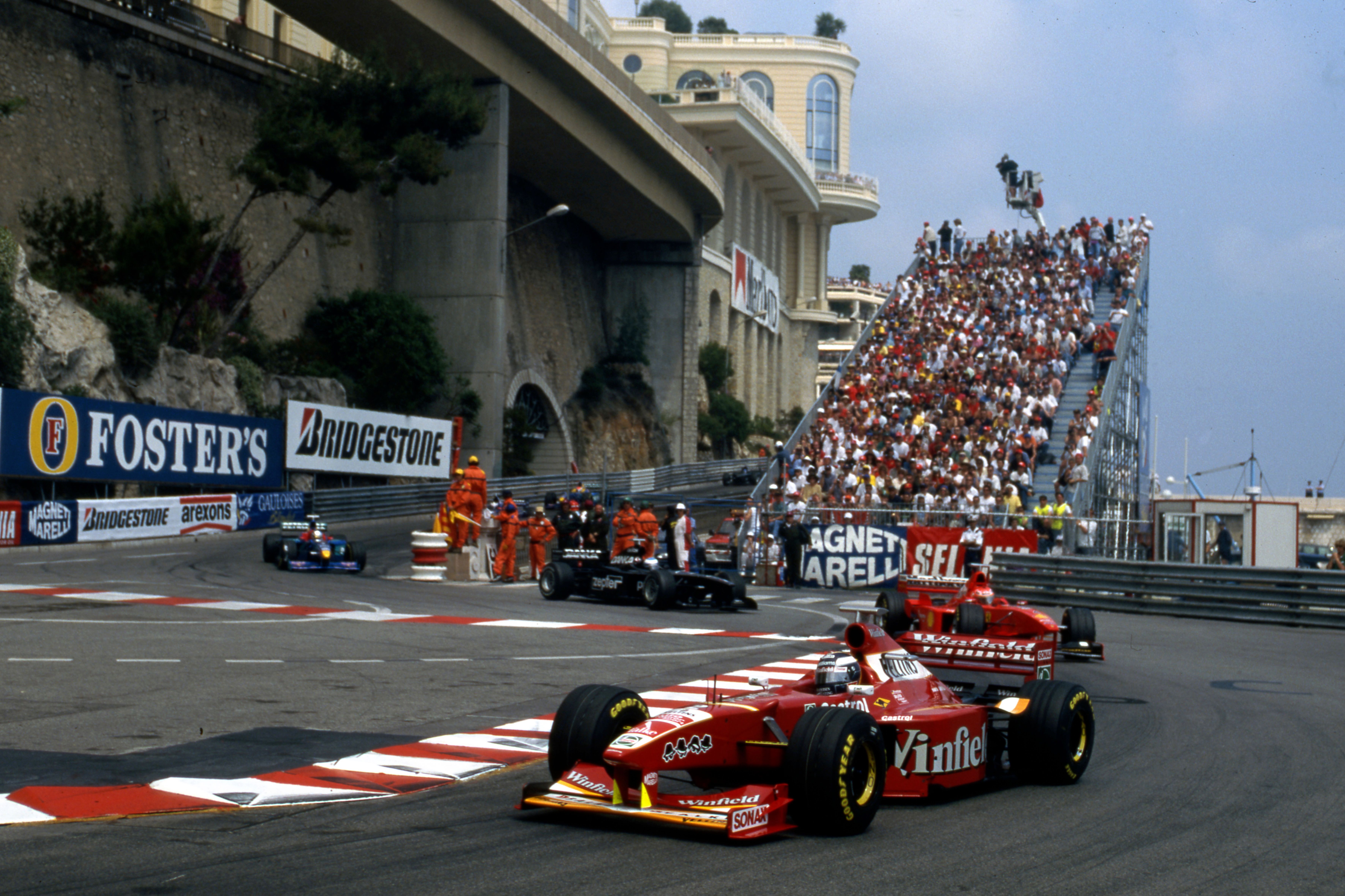 Heinz-Harald Frentzen at the Nouvelle Chicane in ‘98.