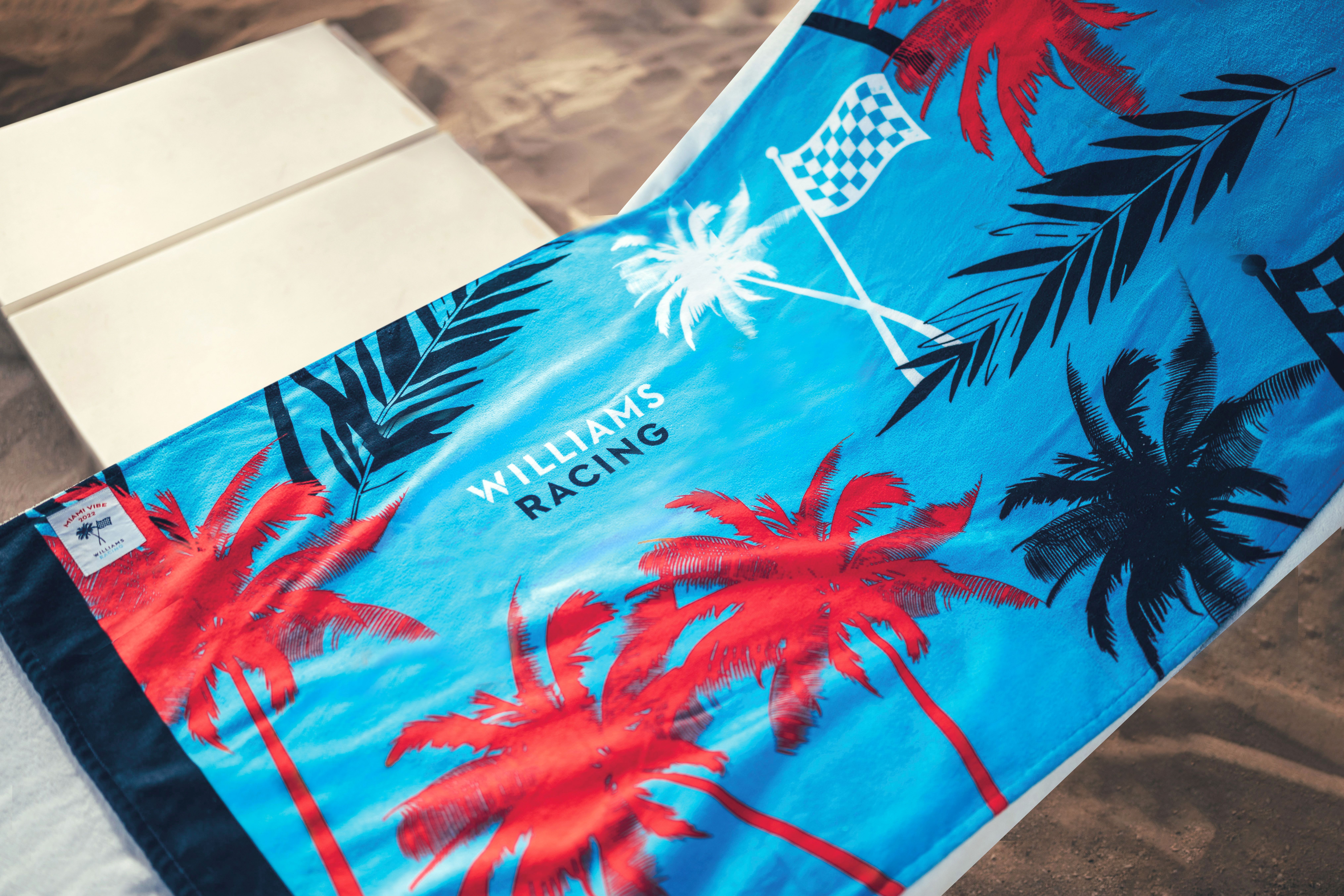 Show us a more iconic beach towel… We’ll wait