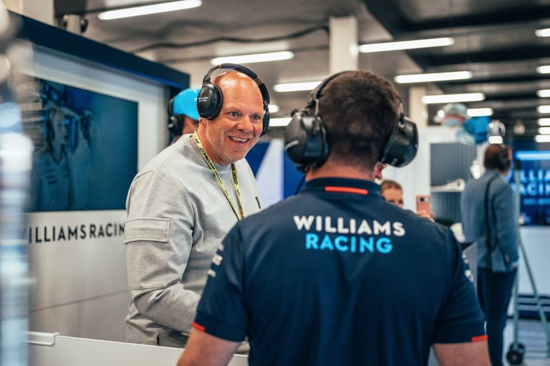 3 star Michelin chef Tom Kerridge spent the weekend with the team in Silverstone.
