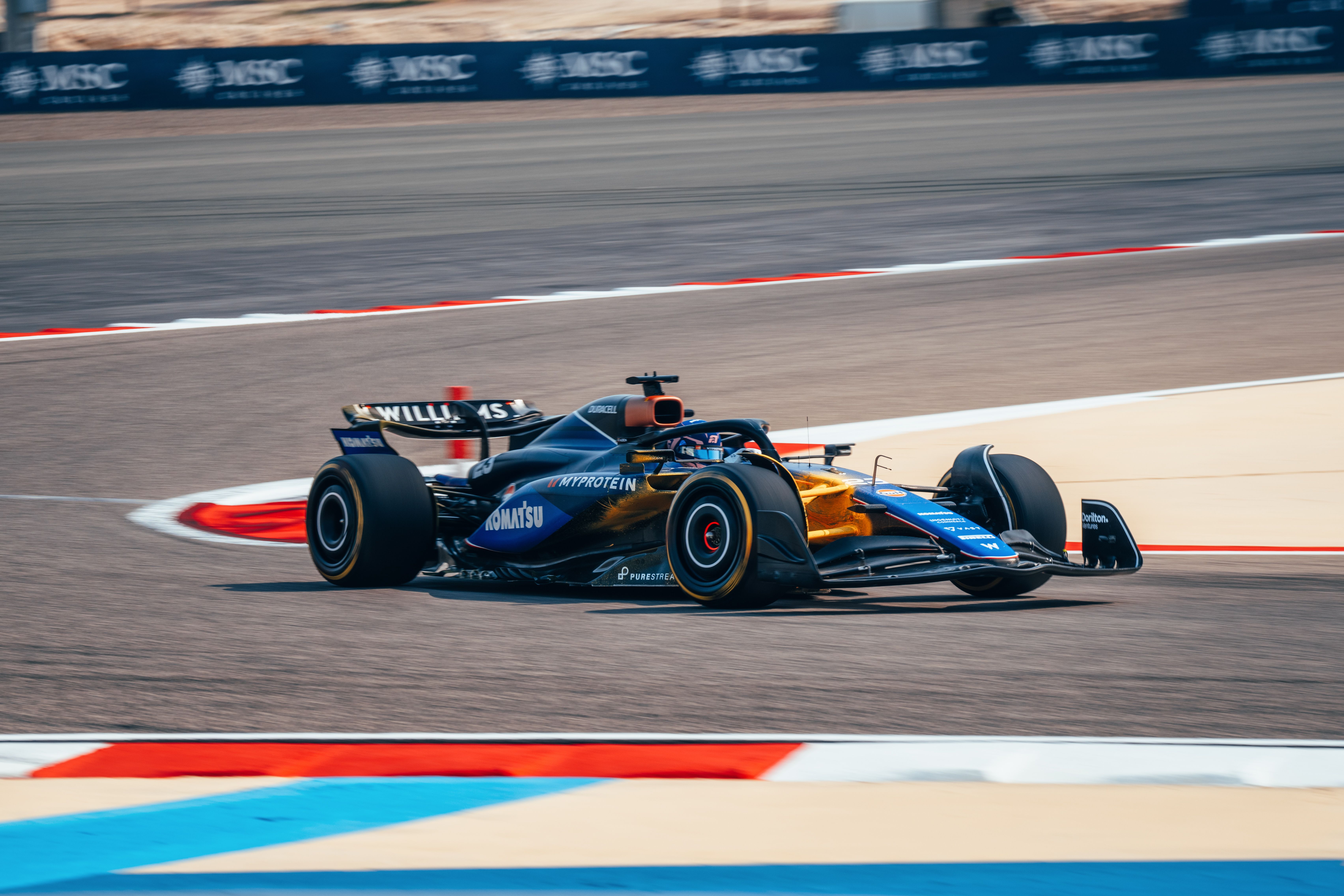 We continued using flo-vis paint to understand the FW46’s aerodynamics.