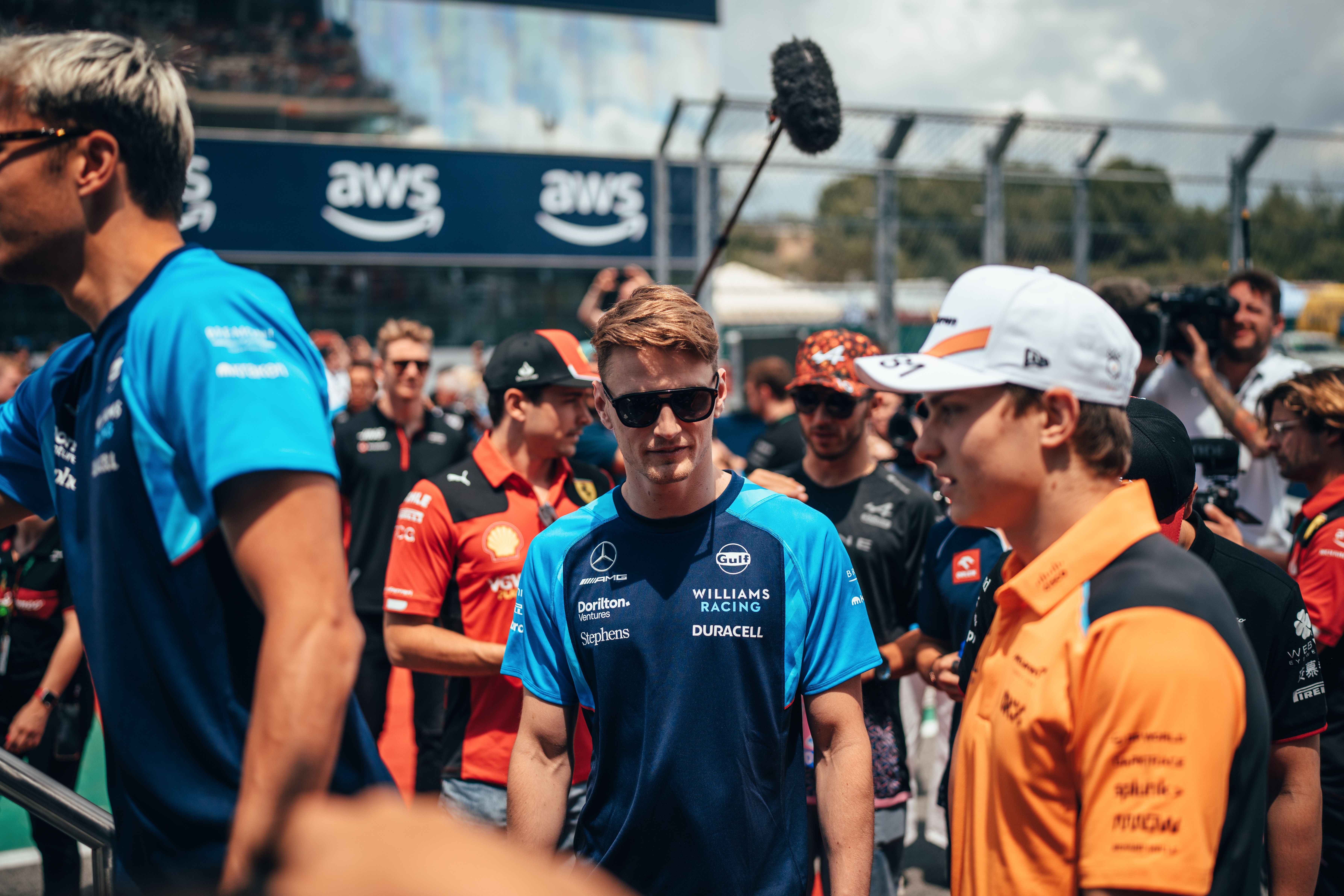 Kicking things off with the Drivers’ Parade.