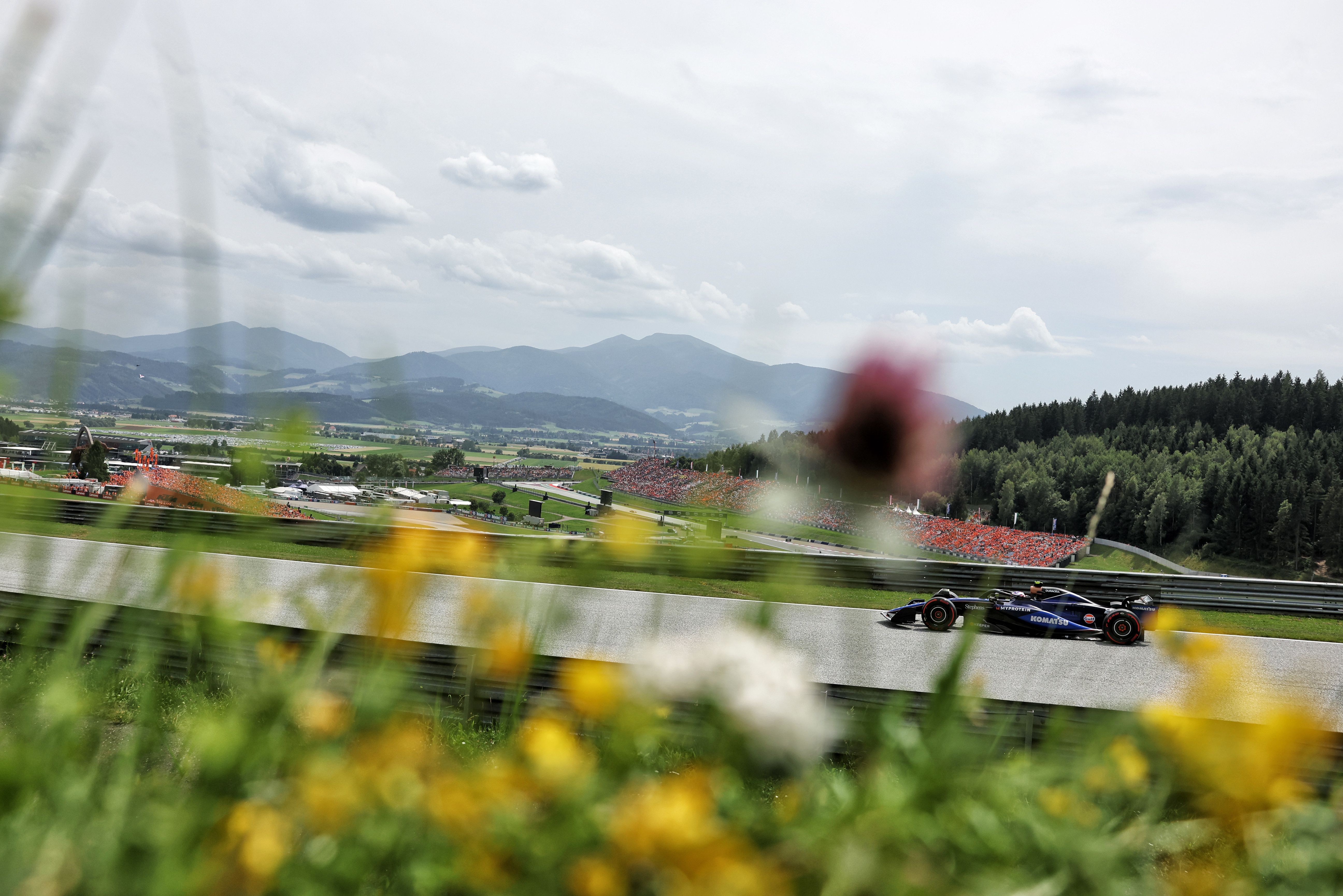 Logan ended the day P19.