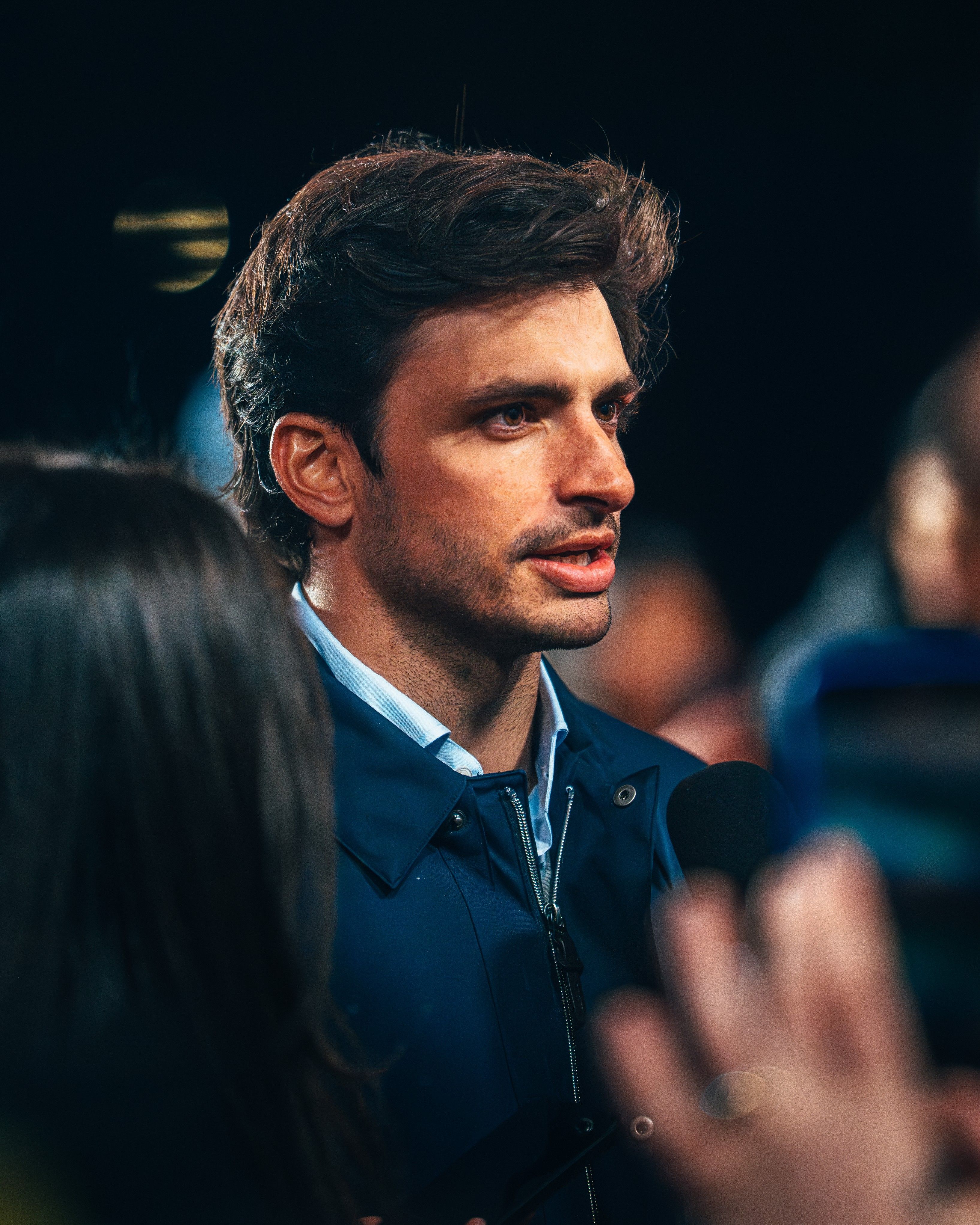 Looking dapper, Mr Sainz.
