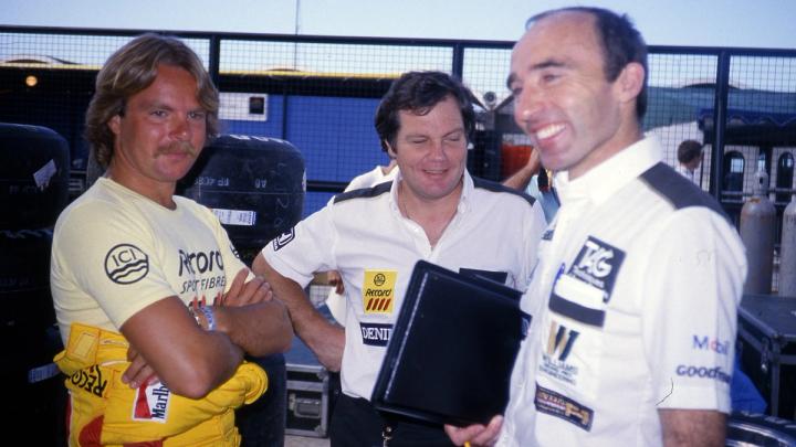 Keke Rosberg (L), with Patrick head and Frank Williams