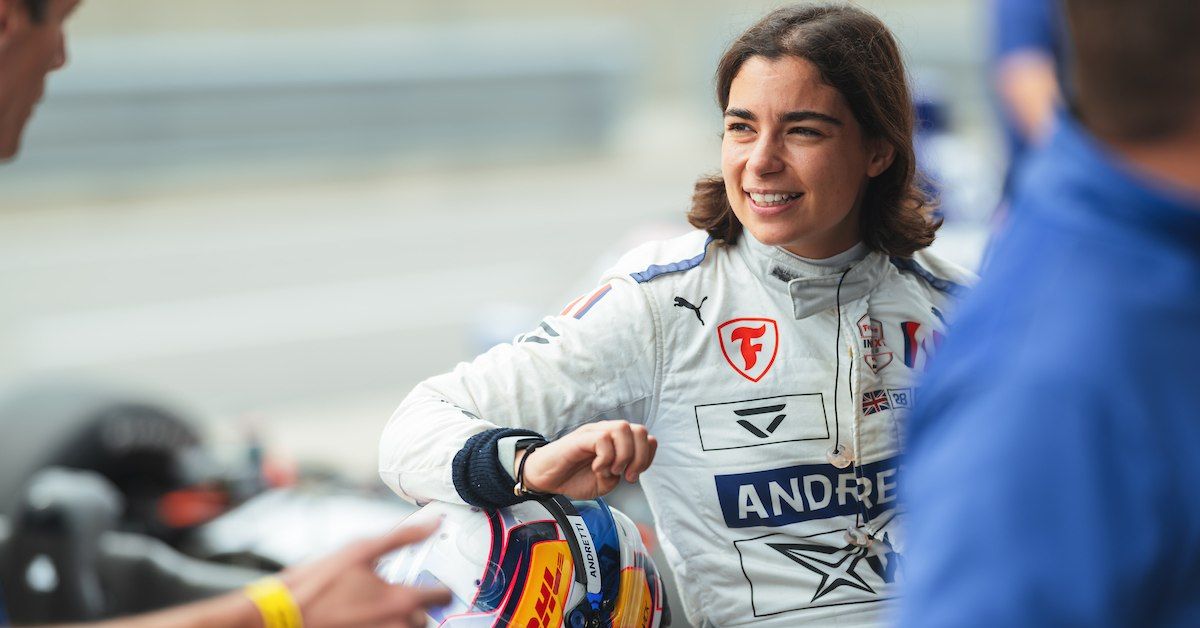 Jamie Chadwick completes first IndyCar test | Atlassian Williams Racing