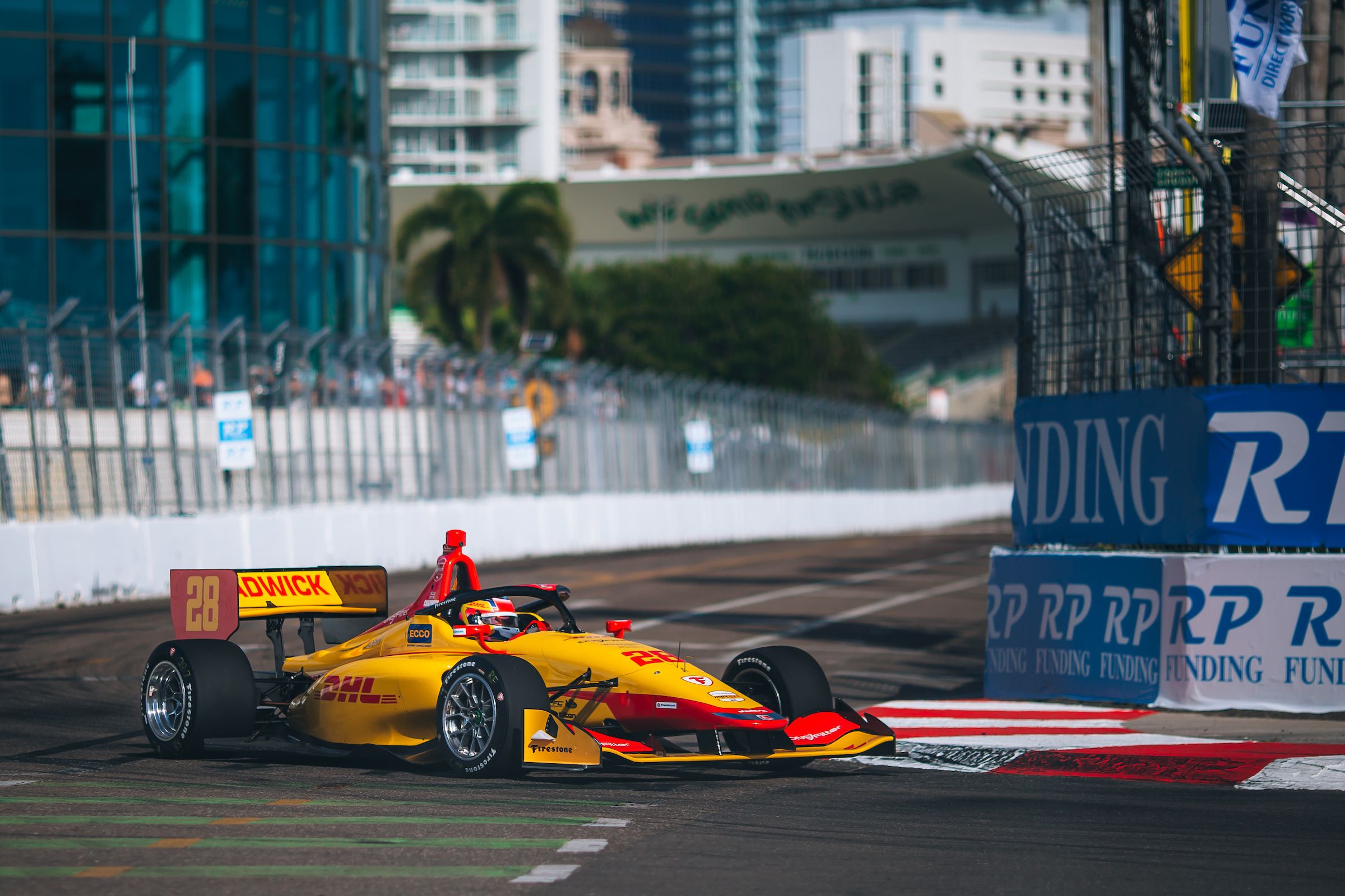 The 1.8-mile Floridian road race is frantic, with high speeds and barriers always nearby. Photo credit: Ignite Media / Andretti Autosport