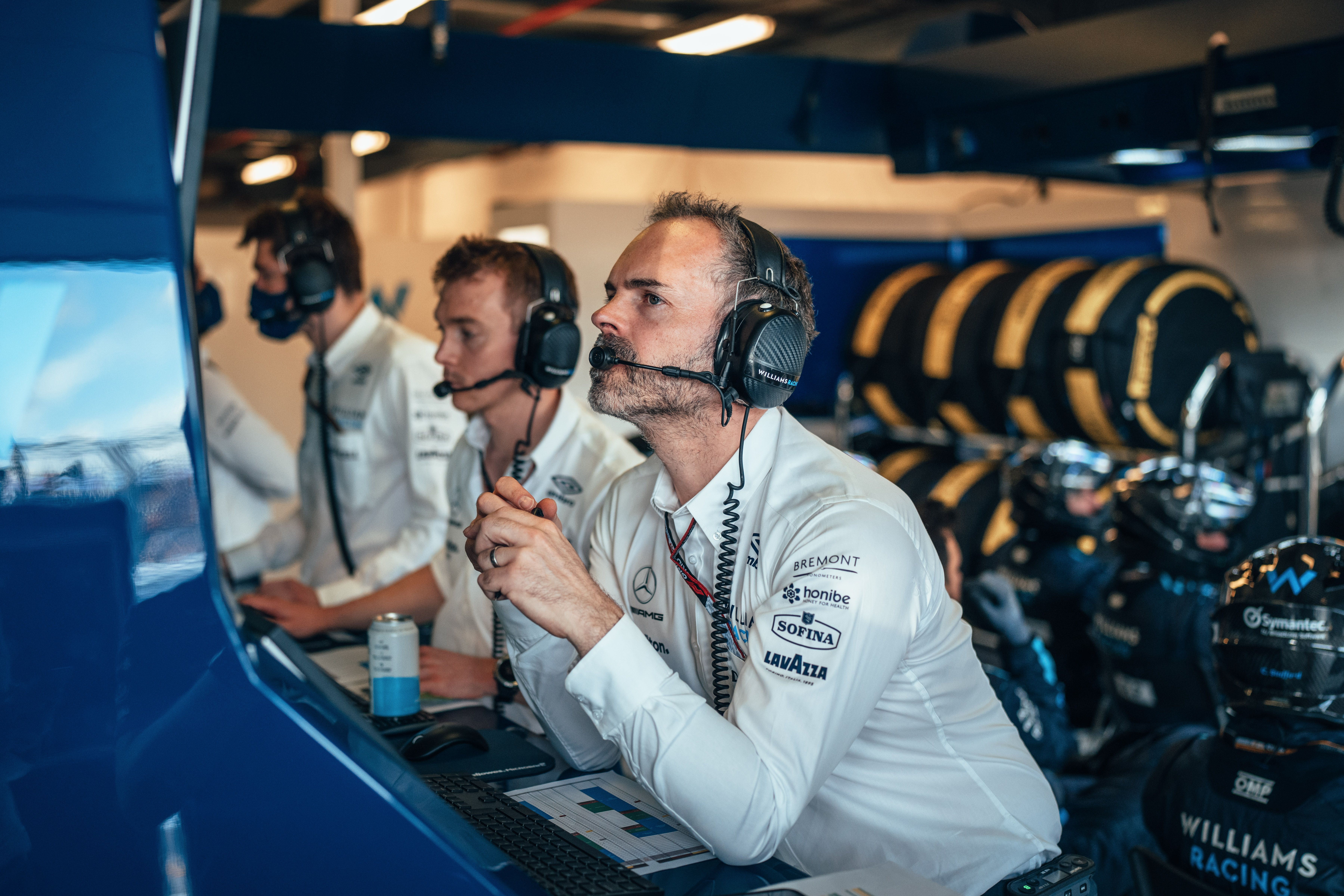 “Tyre life is good, pace is good." - Encouraging words from James to Alex