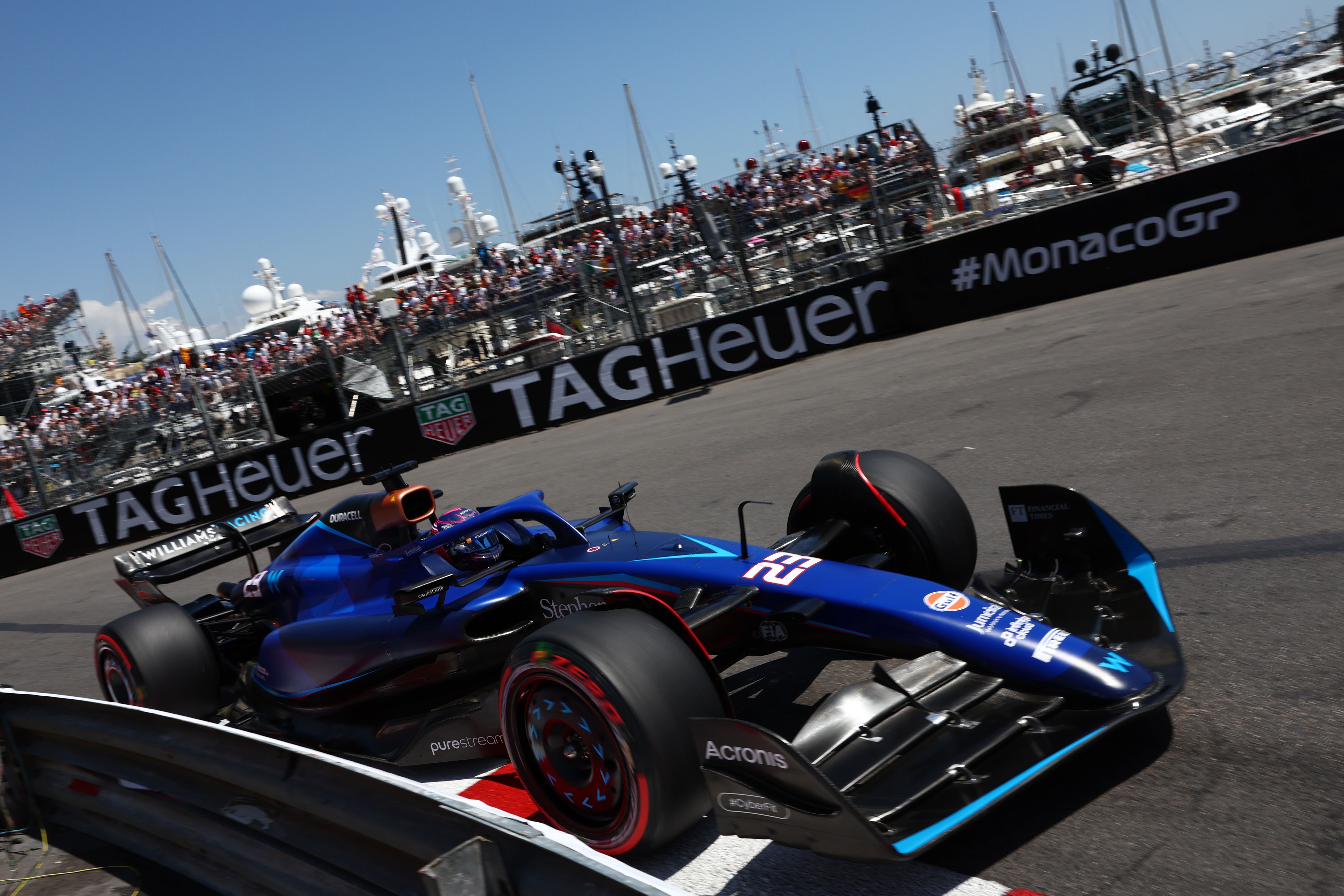 Albono navigates through the harbour.