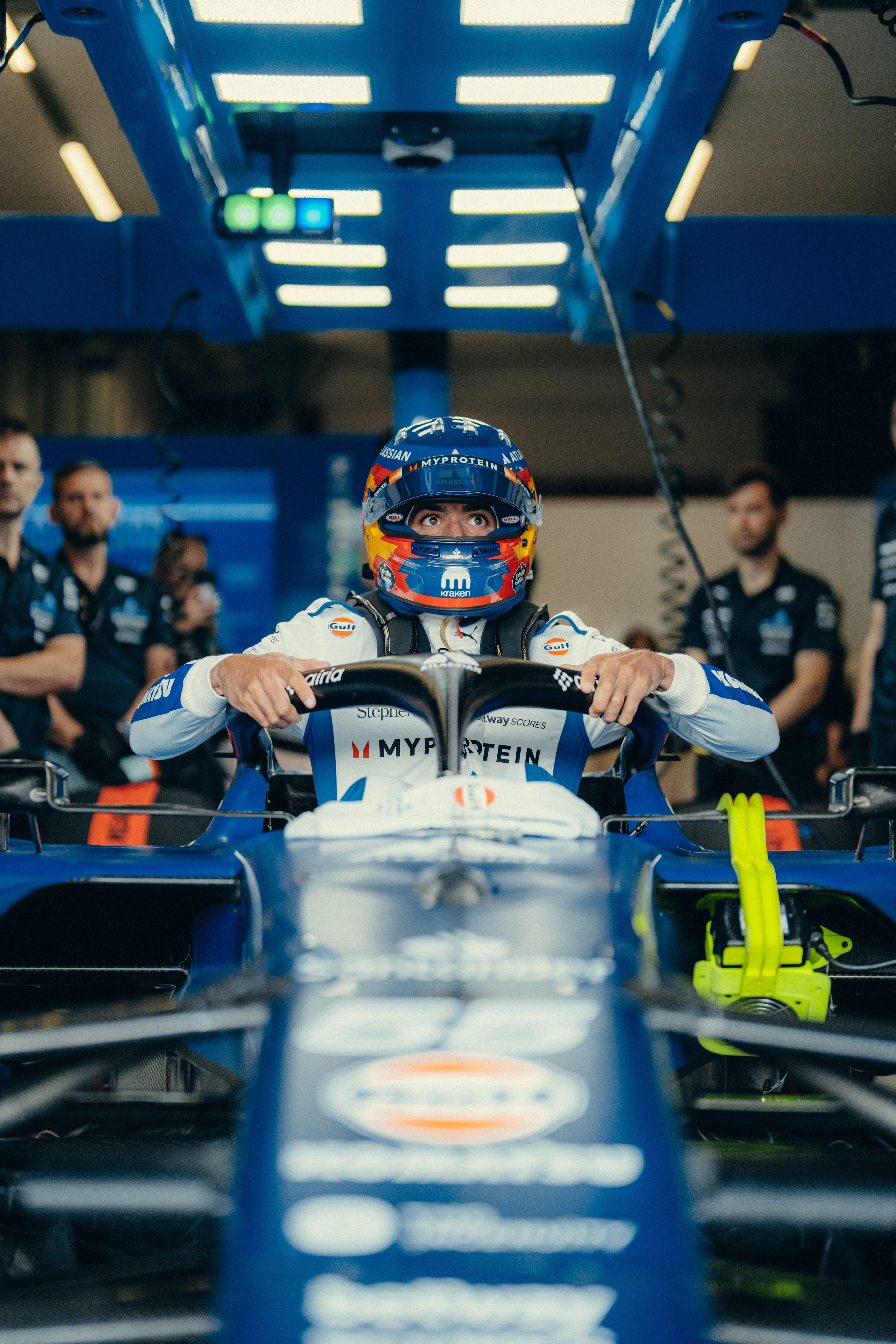 Jumping in the cockpit of the FW47