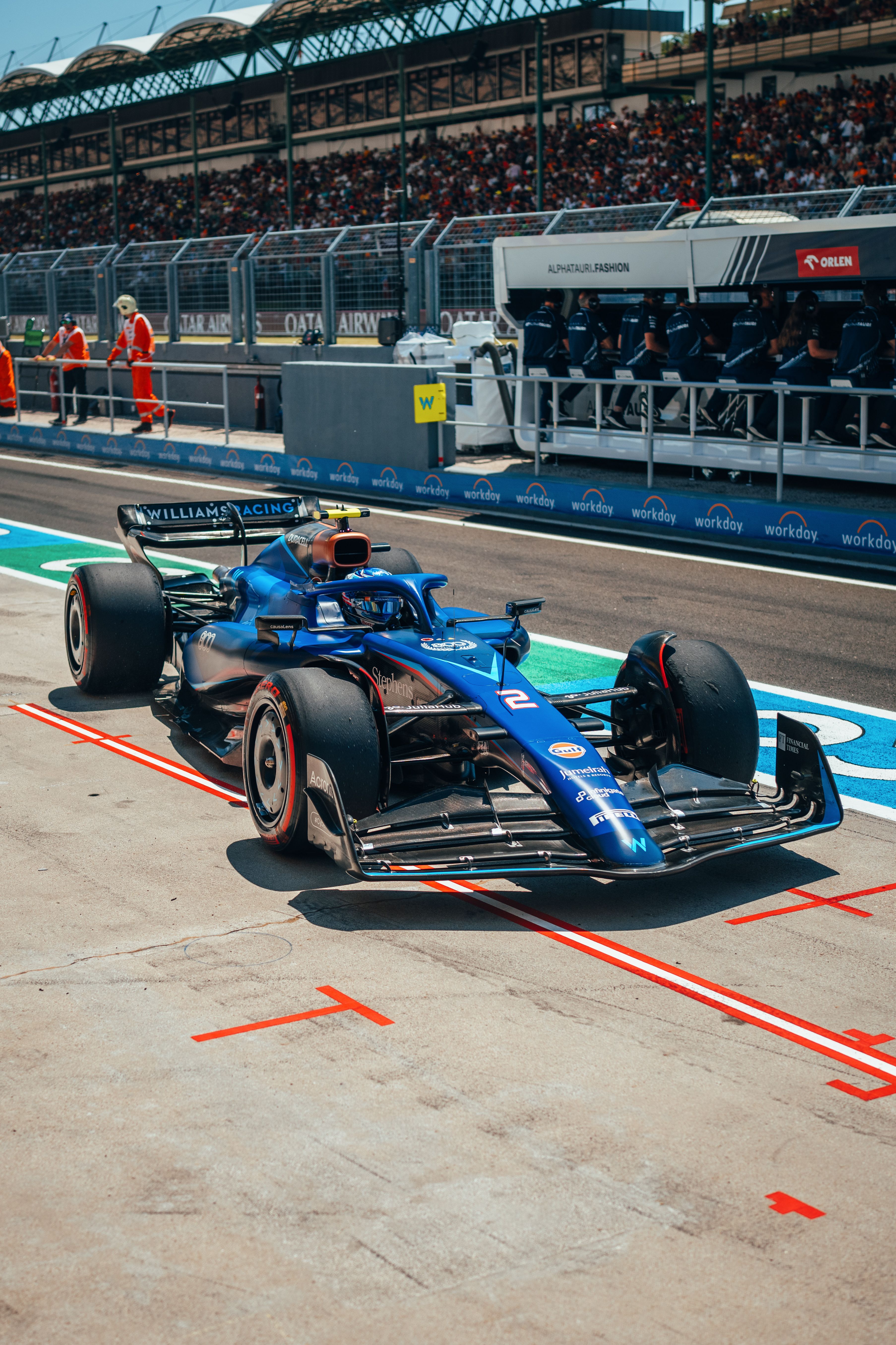 Back to the pits to prepare for Quali.