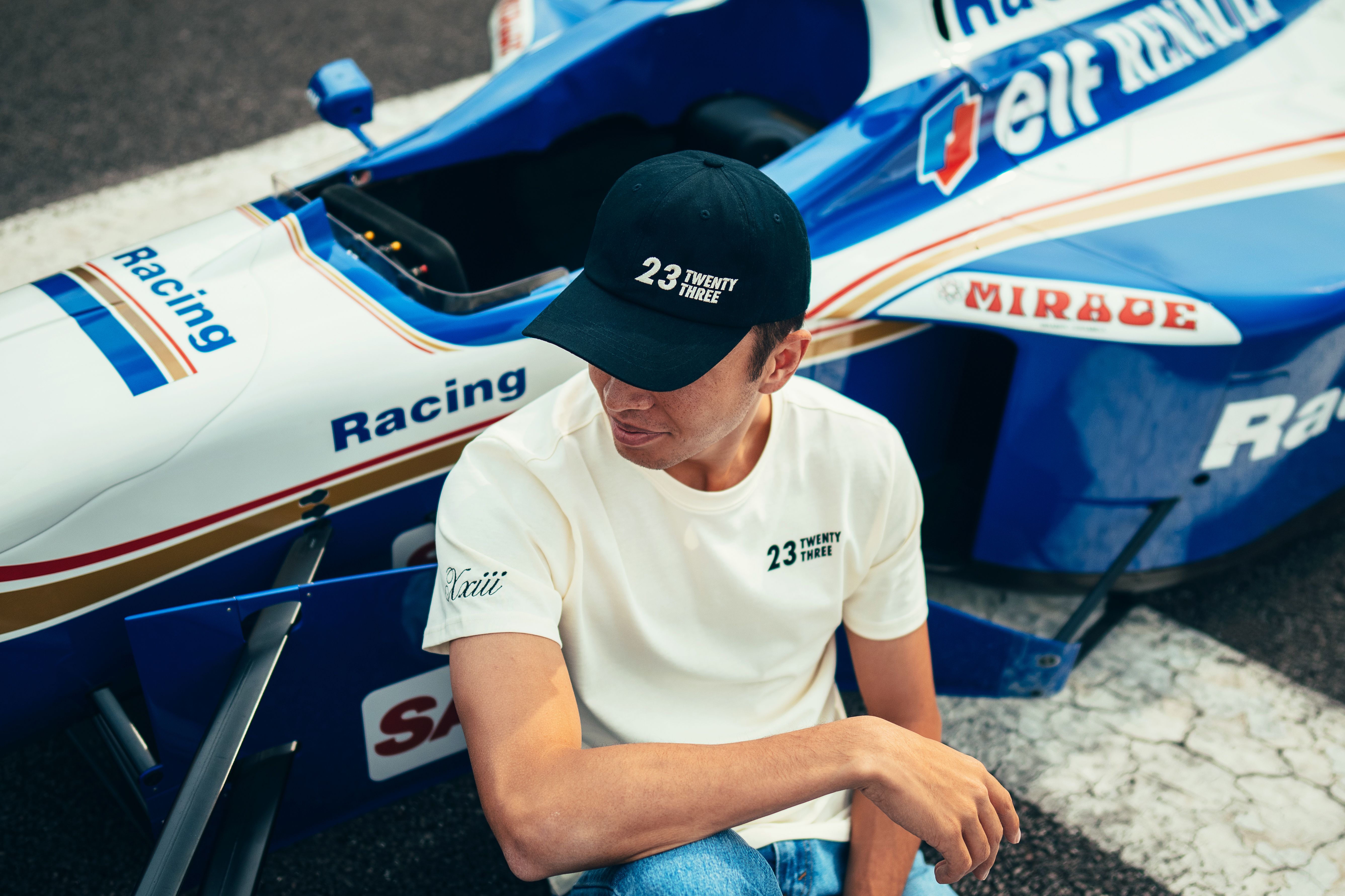 And the cap simply completes the look.