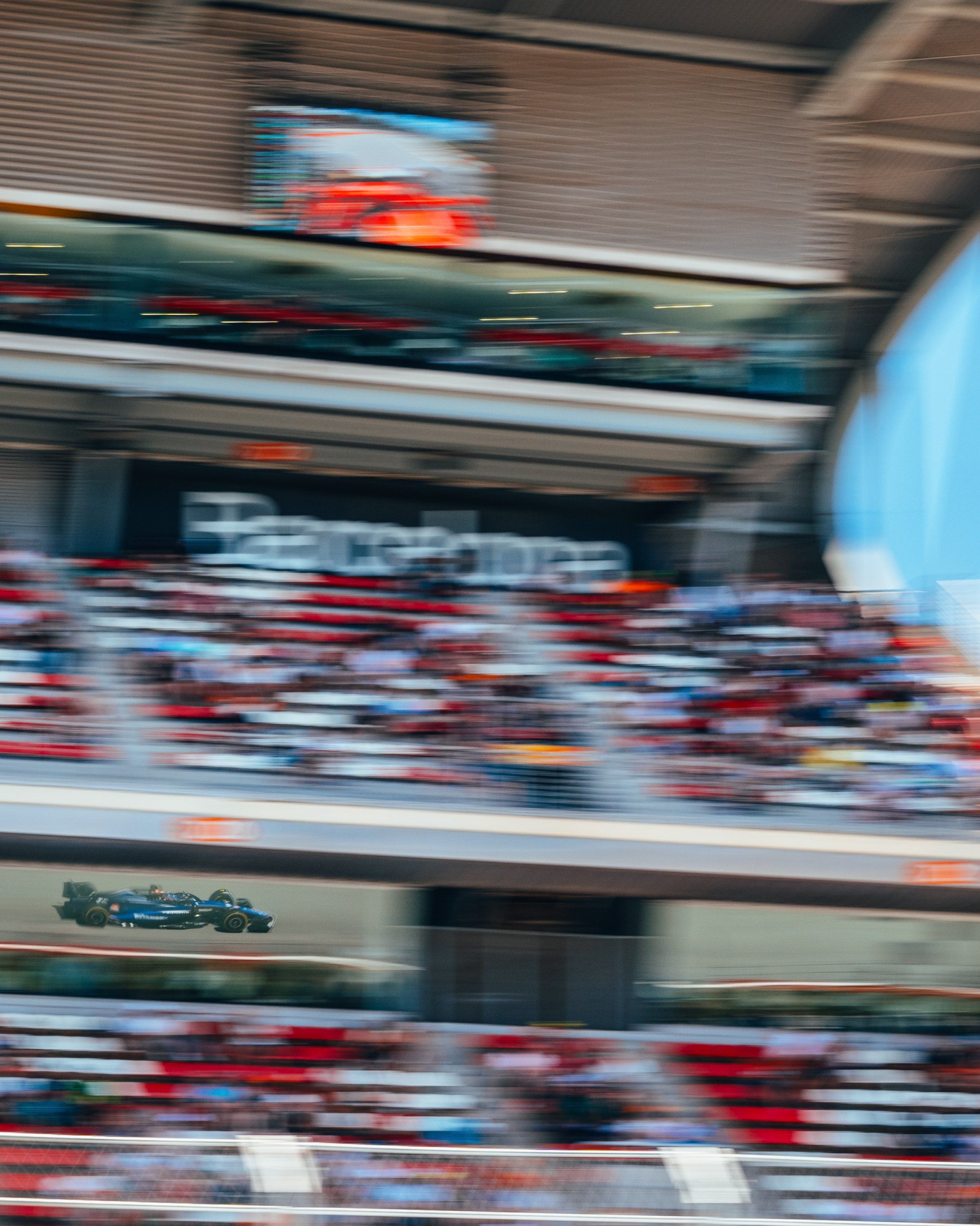 Round 10 - Reflections in Barcelona