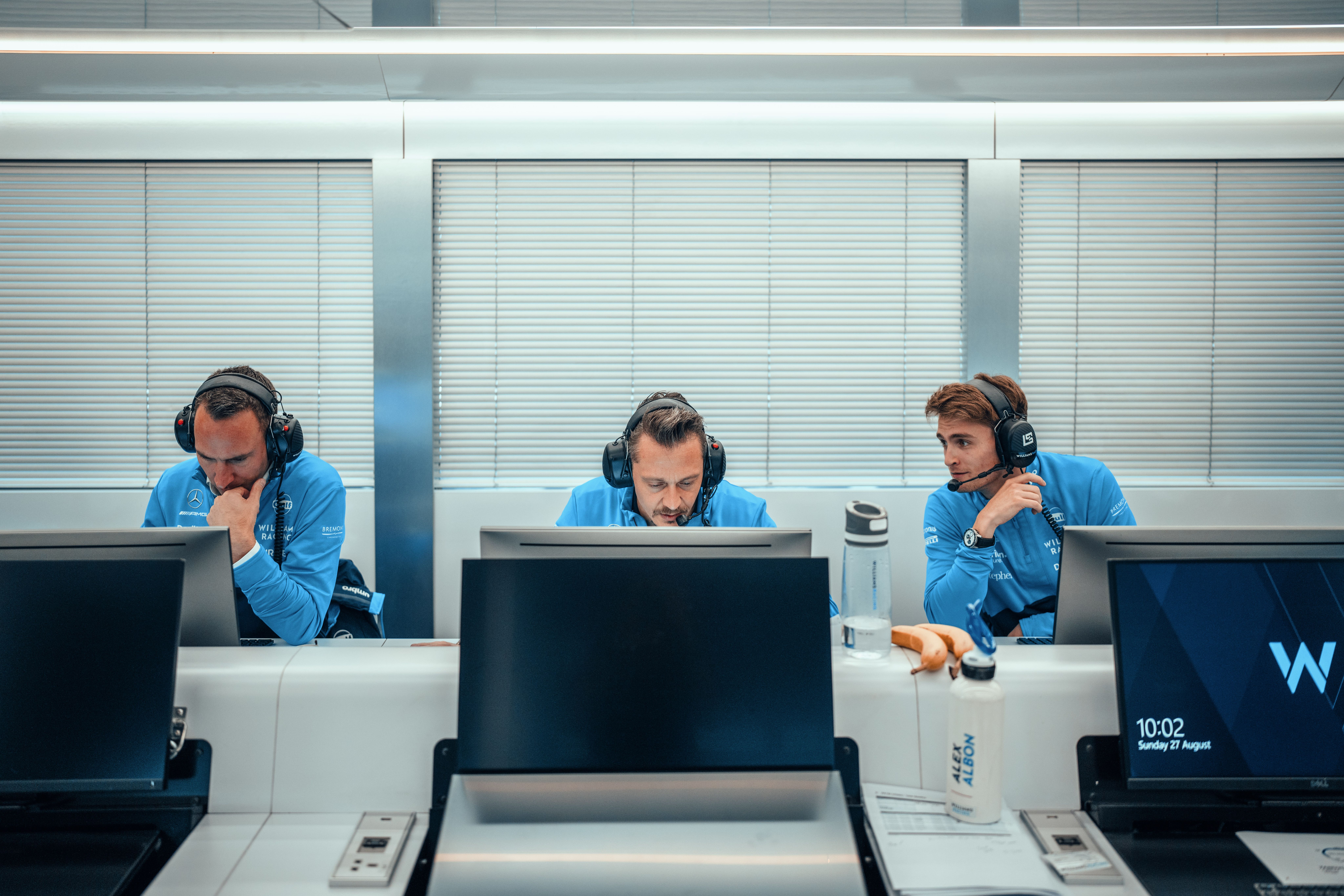 Starting the day with a pre-race briefing.