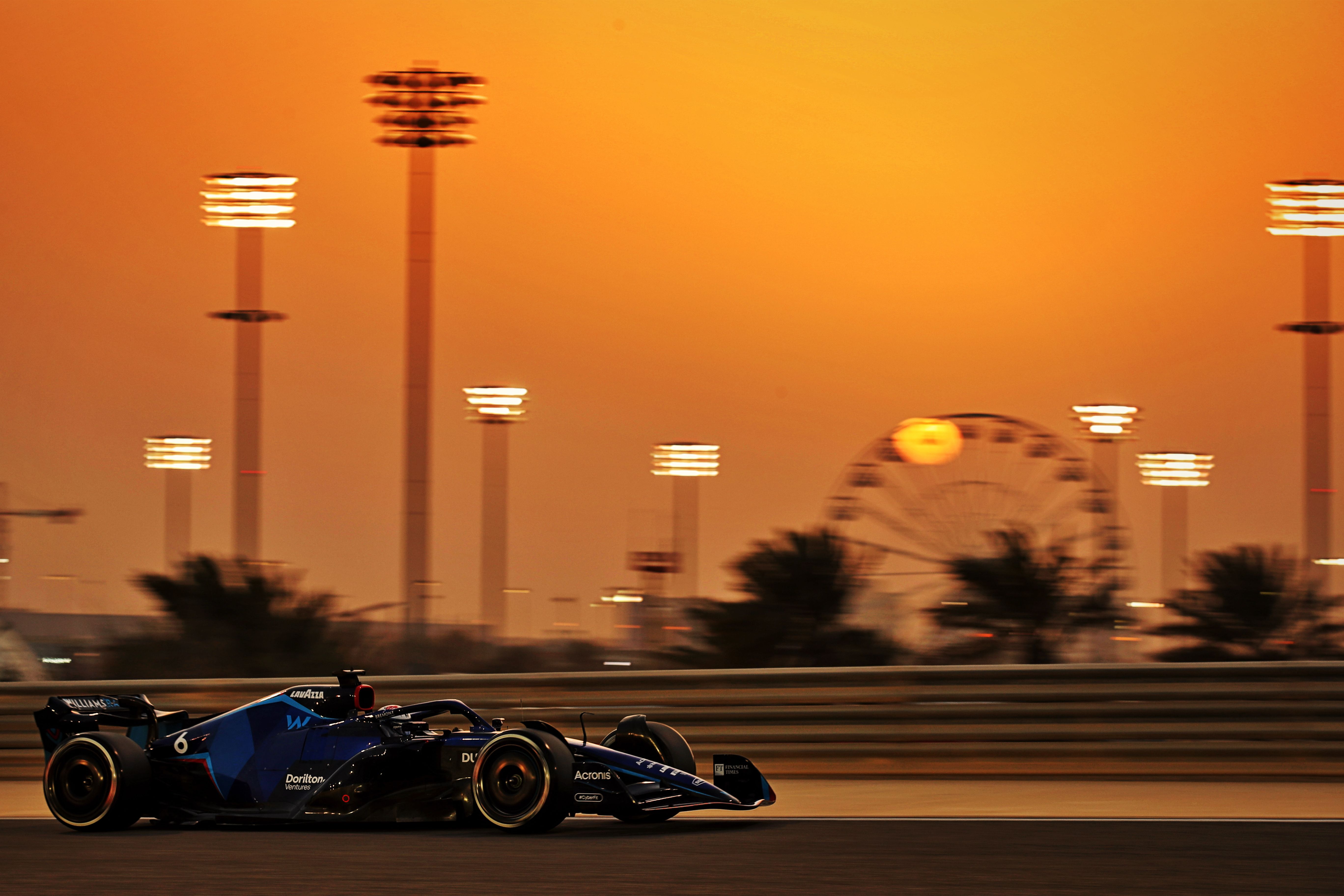 Name a better combo than the FW44 and golden hour. We’ll wait.