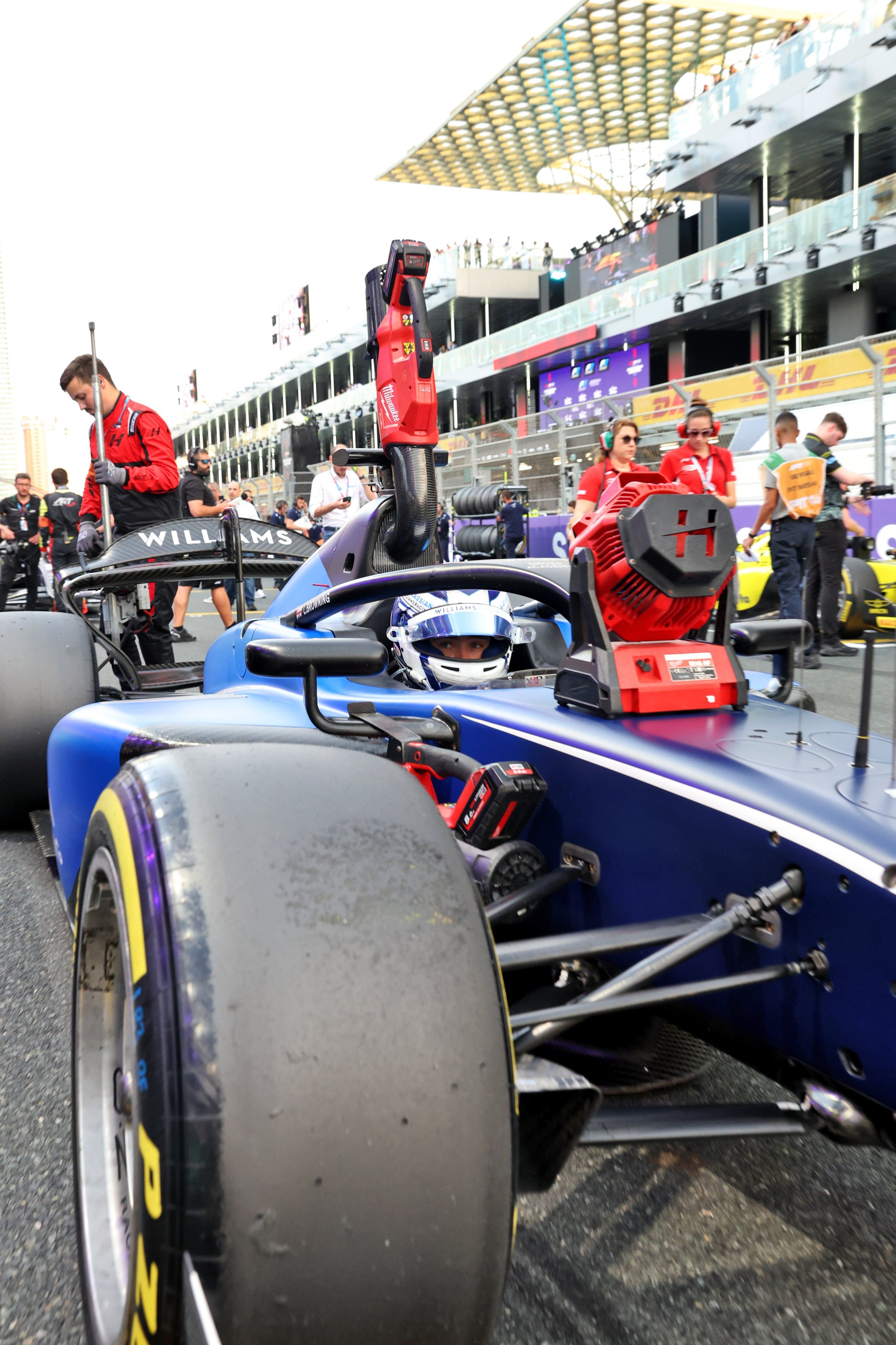 Meanwhile Luke was P9 in the Sprint.