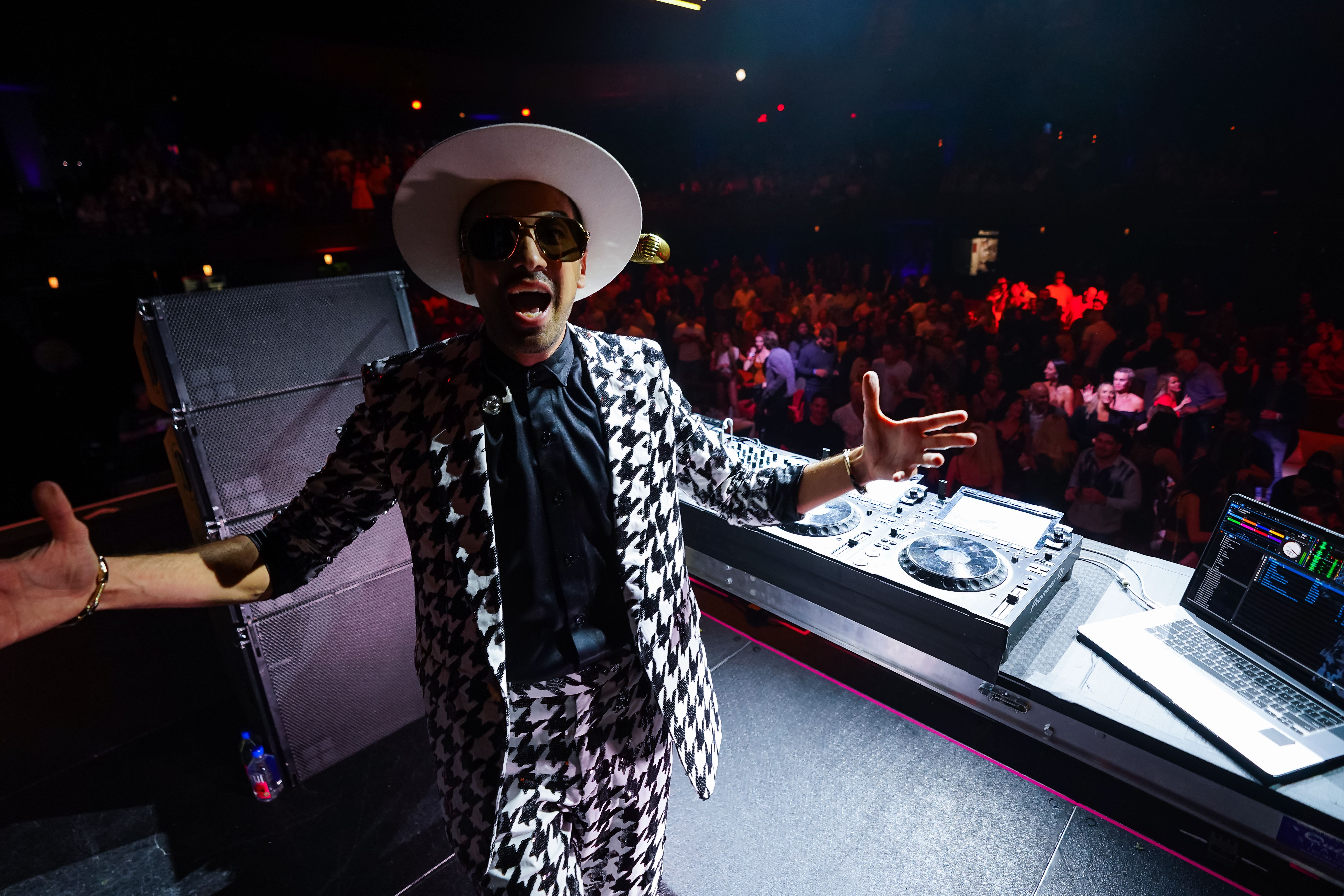 DJ Cassidy was feeling it