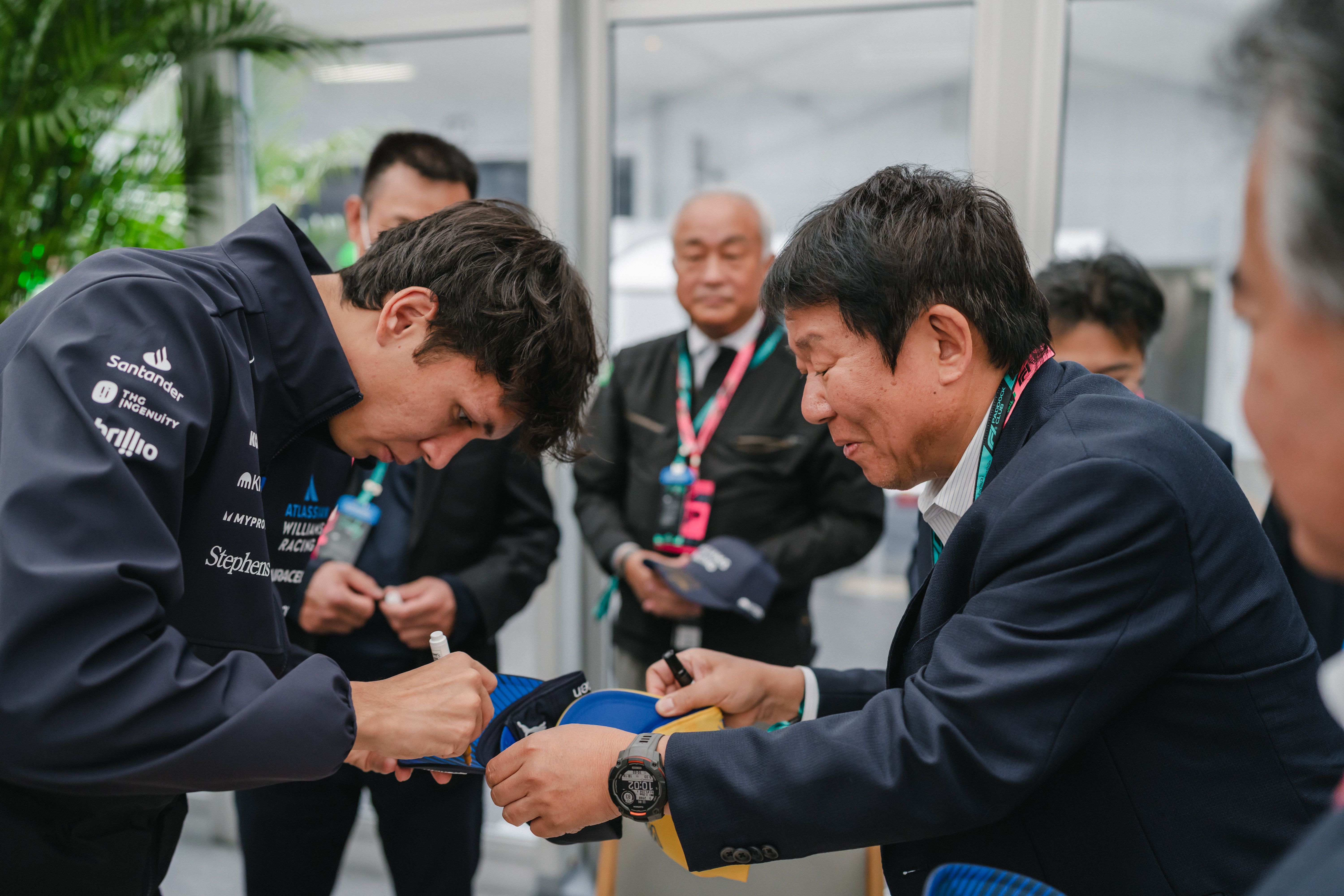 Alex made fans happy with his autograph