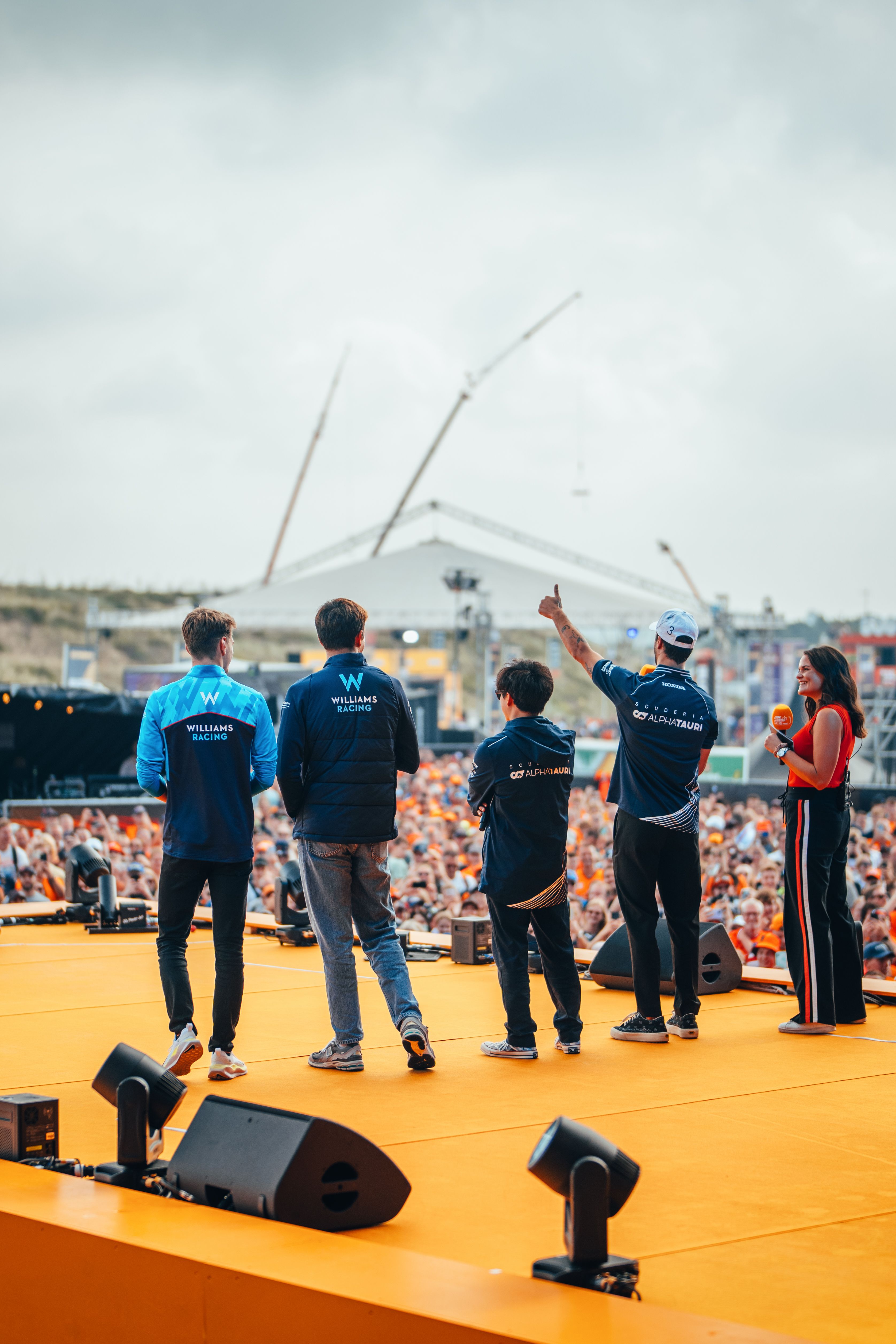 Sharing the stage with the AlphaTauri pair (wishing you a speedy recovery, Danny).