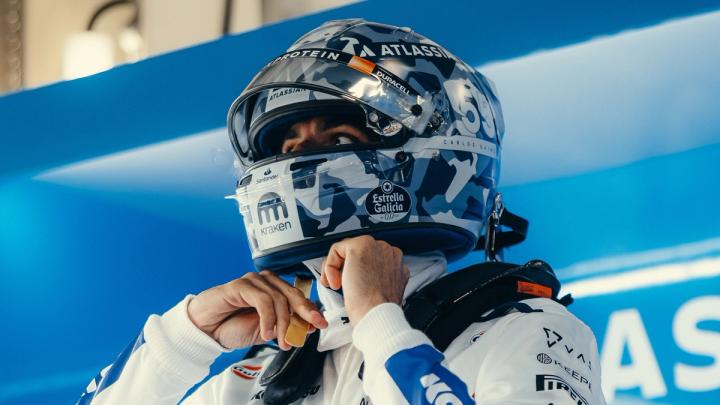 Carlos Sainz Silverstone 2025 British GP Helmet