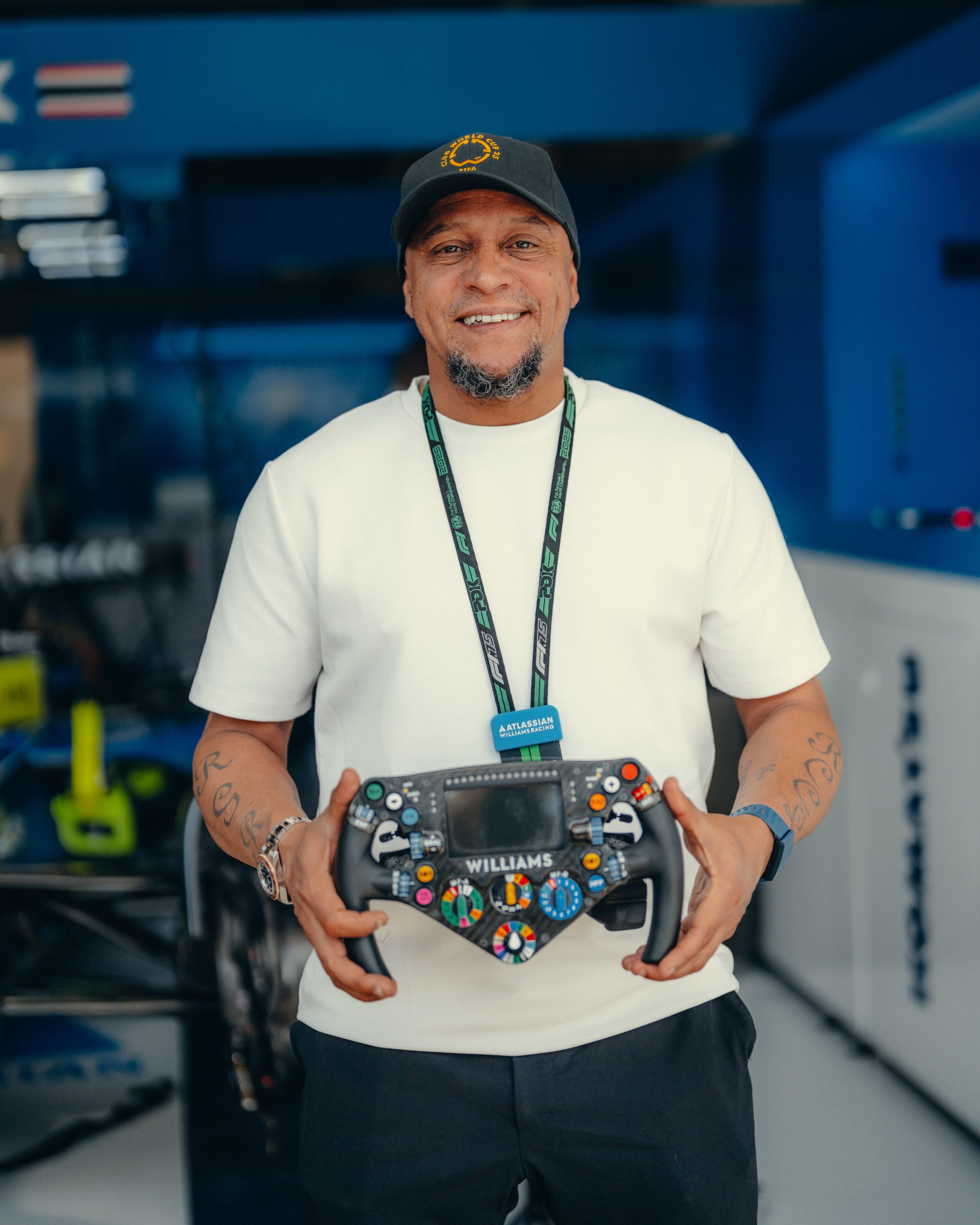 Getting a closer look at Albono's steering wheel.