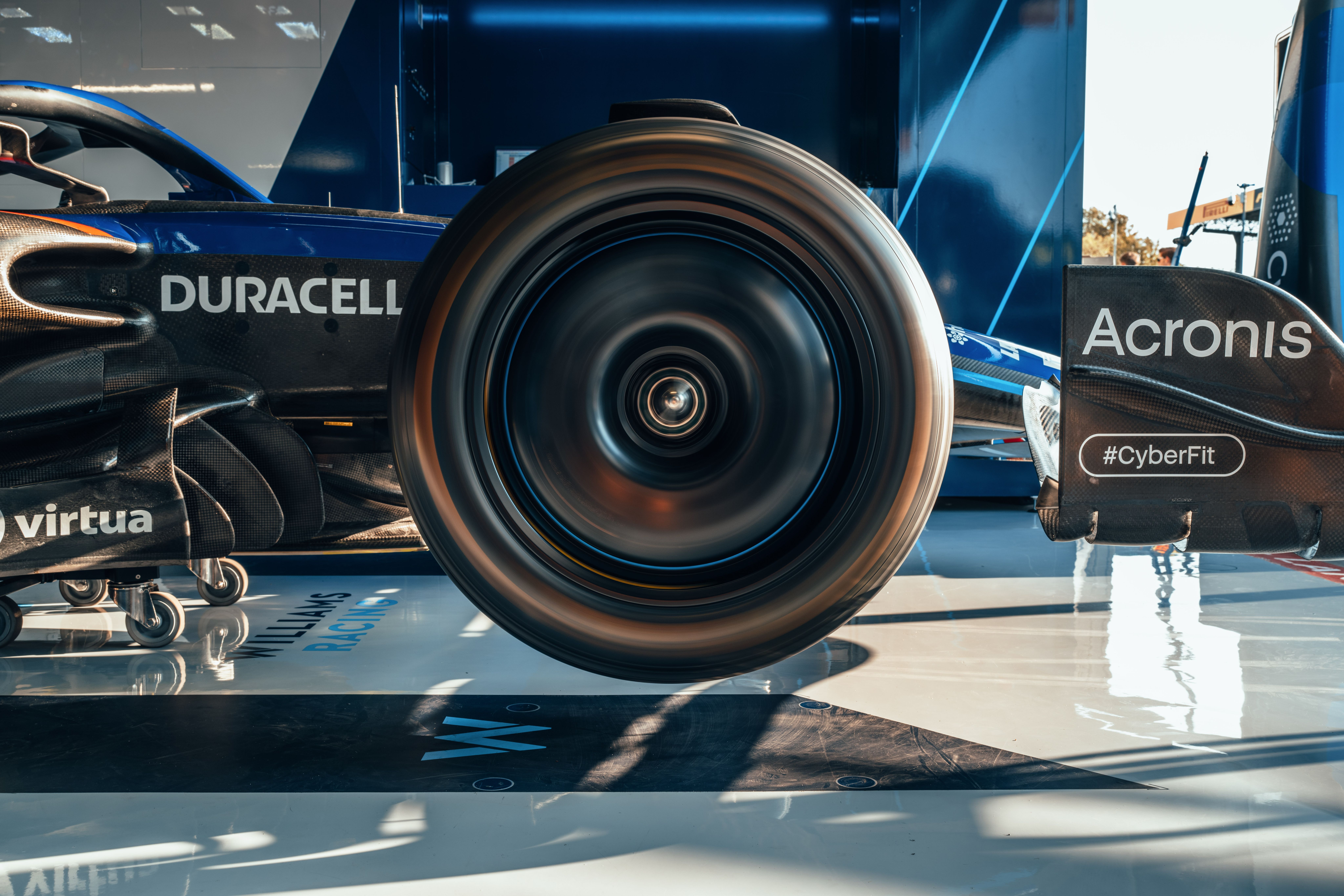 The first spinning wheels of the weekend