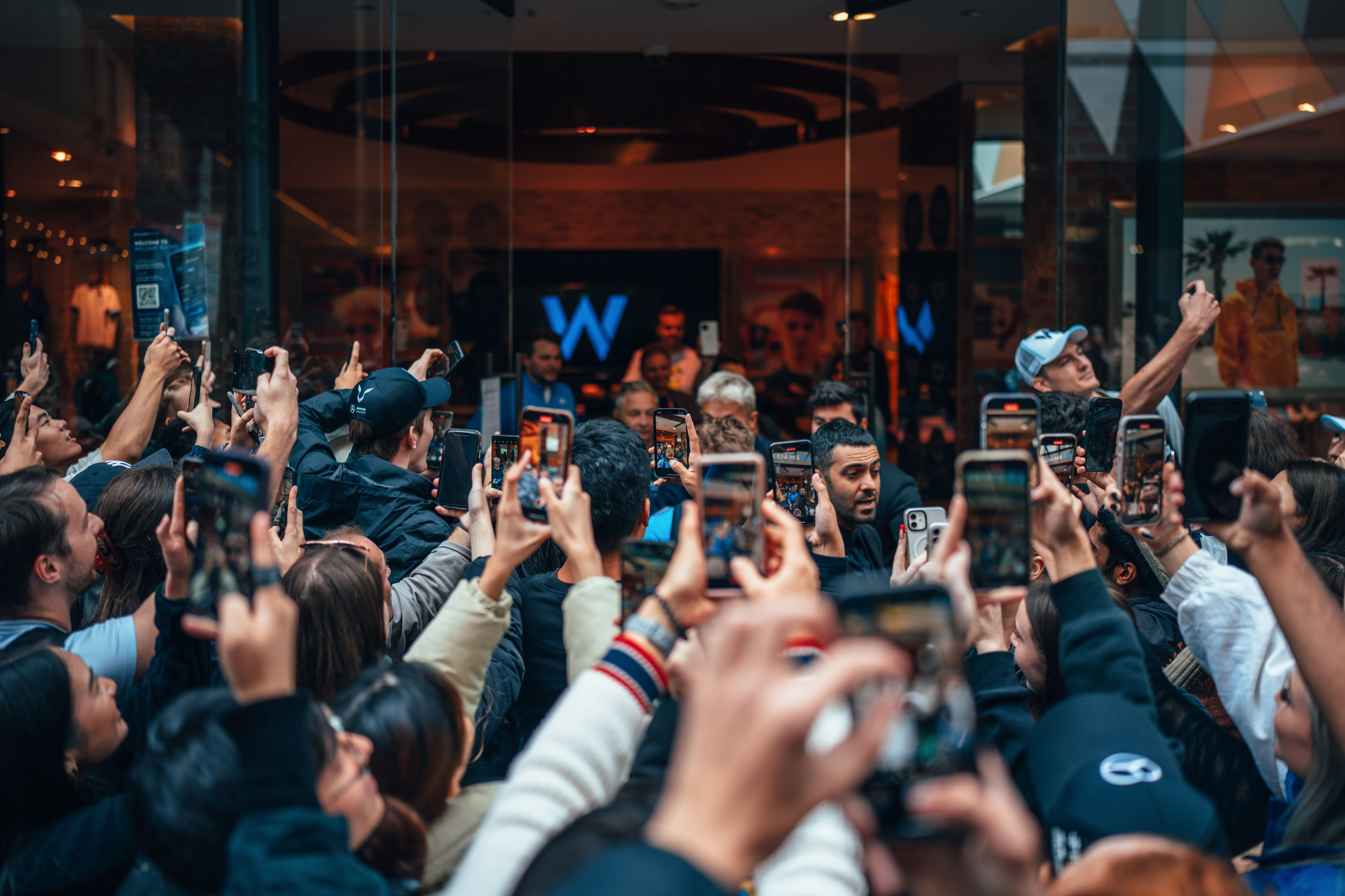 Unbelievable scenes.