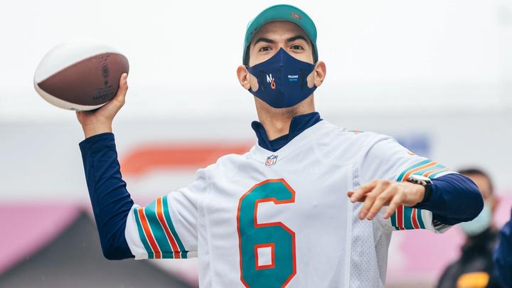 Photo of Nicholas Latifi in a Miami Dolphins jersey