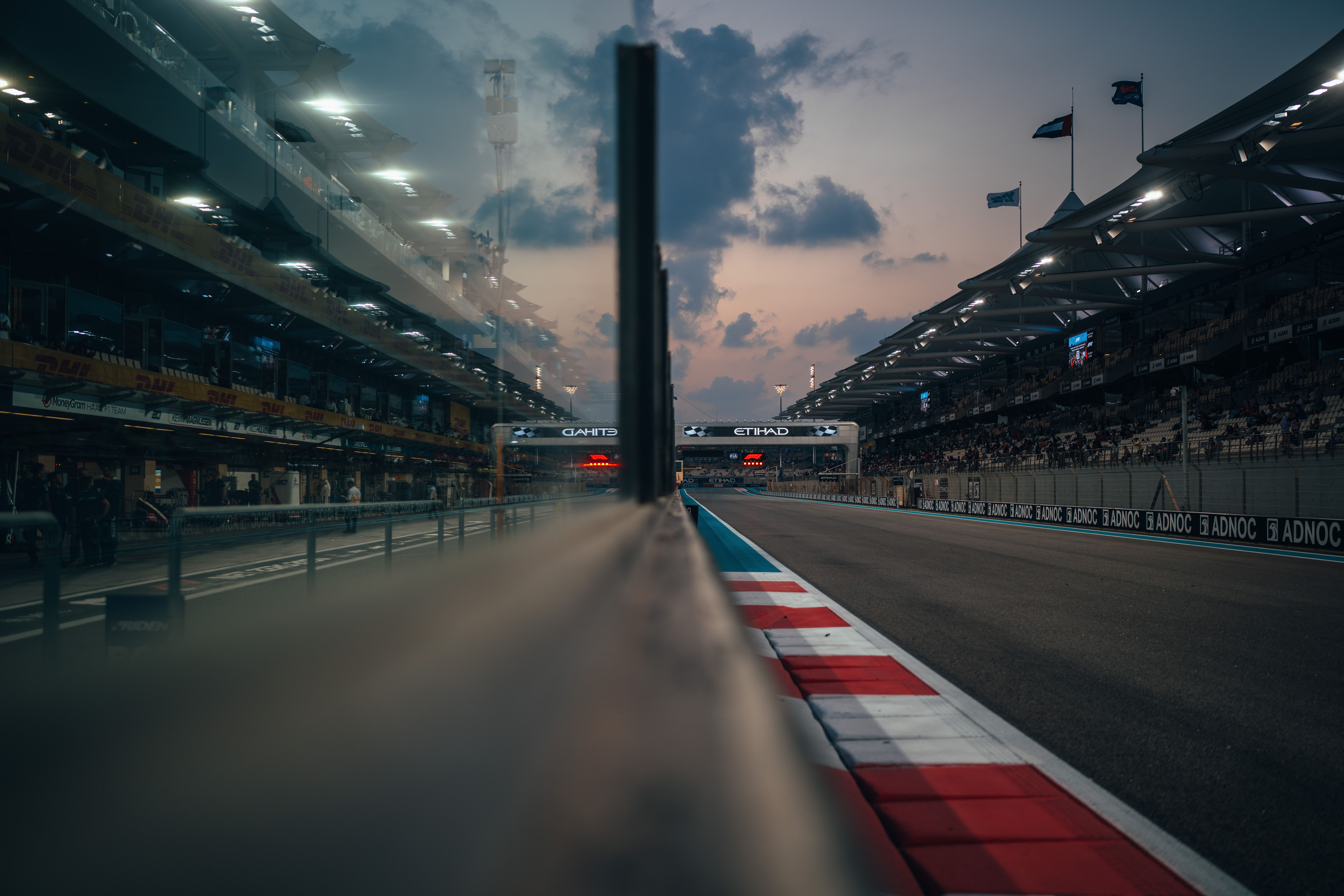 Day turns to night as the evening sets in ahead of Qualifying.