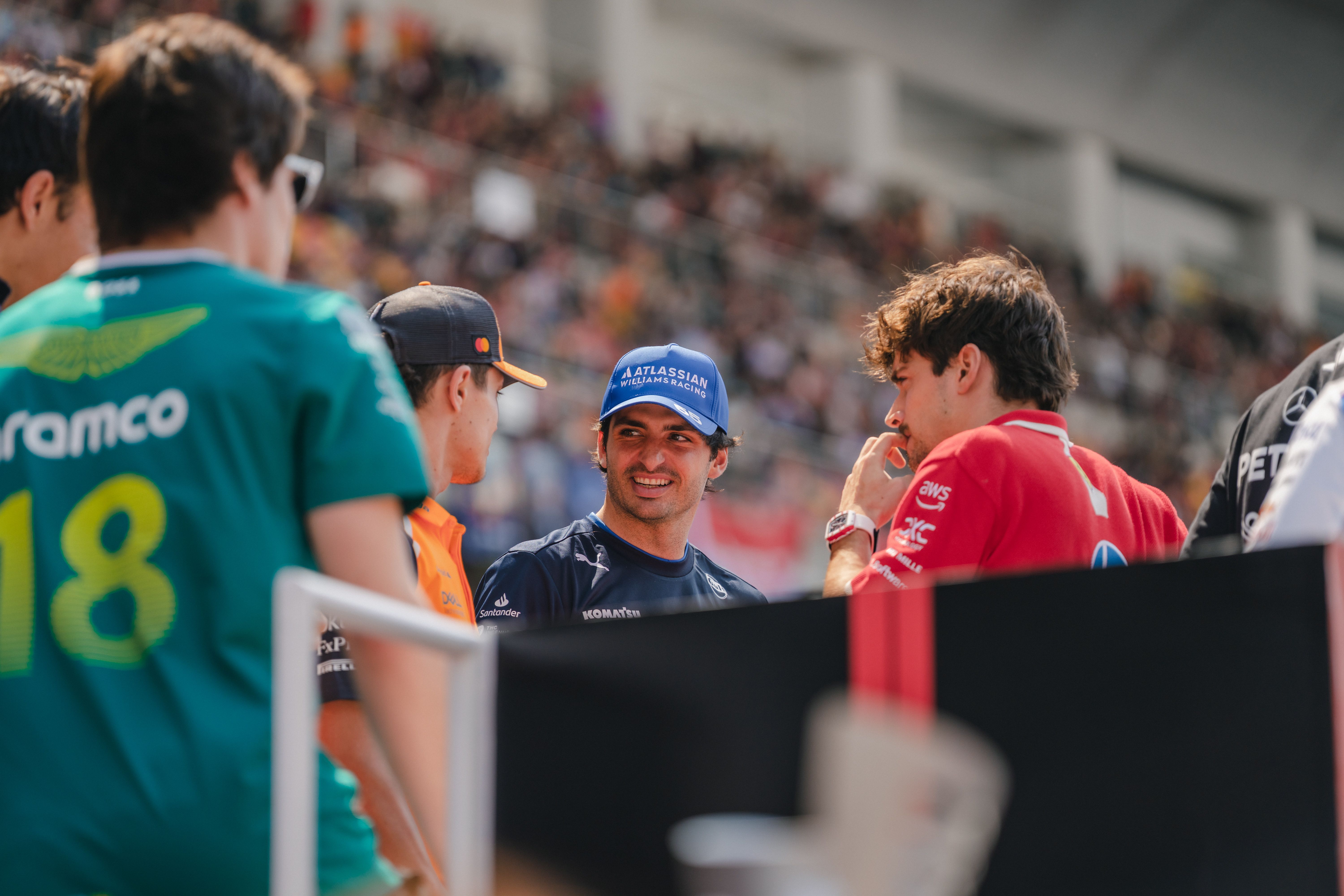 Carlos chats to his old teammate and Lando Norris