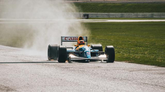 None other than Nigel Mansell’s 1992 championship-winning FW14B.