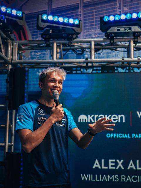 Alex took to the stage for a live Q&A, presented by Kraken.