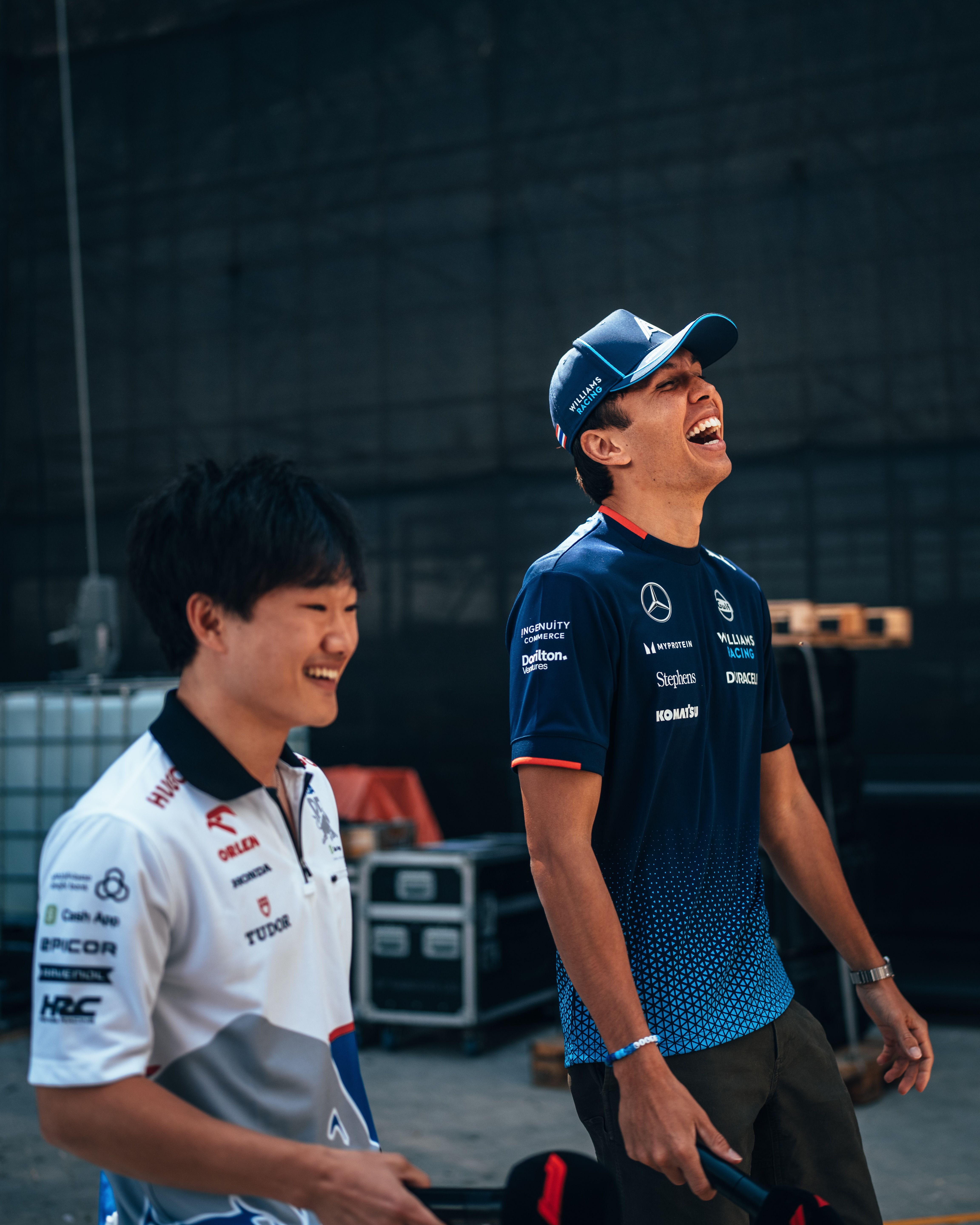 Some Alex x Yuki content for your Thursday.