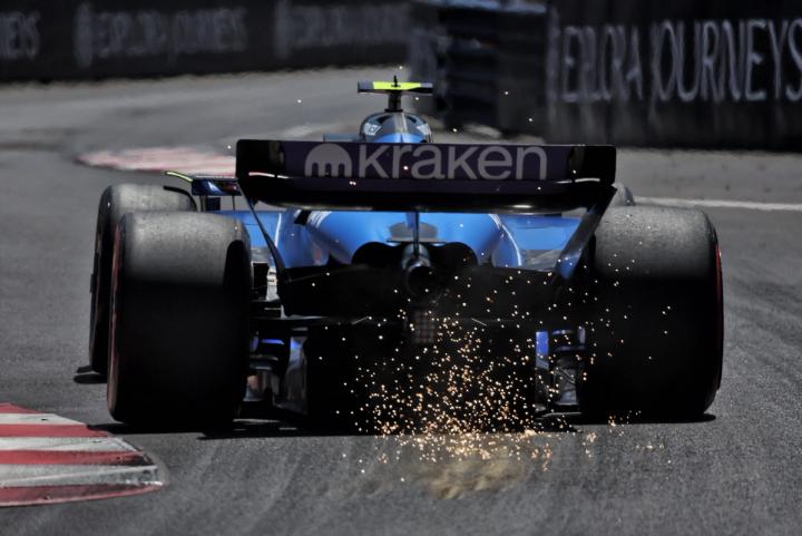 The Atlassian Williams Racing FW47 Sparking through the swimming pool section in Monaco