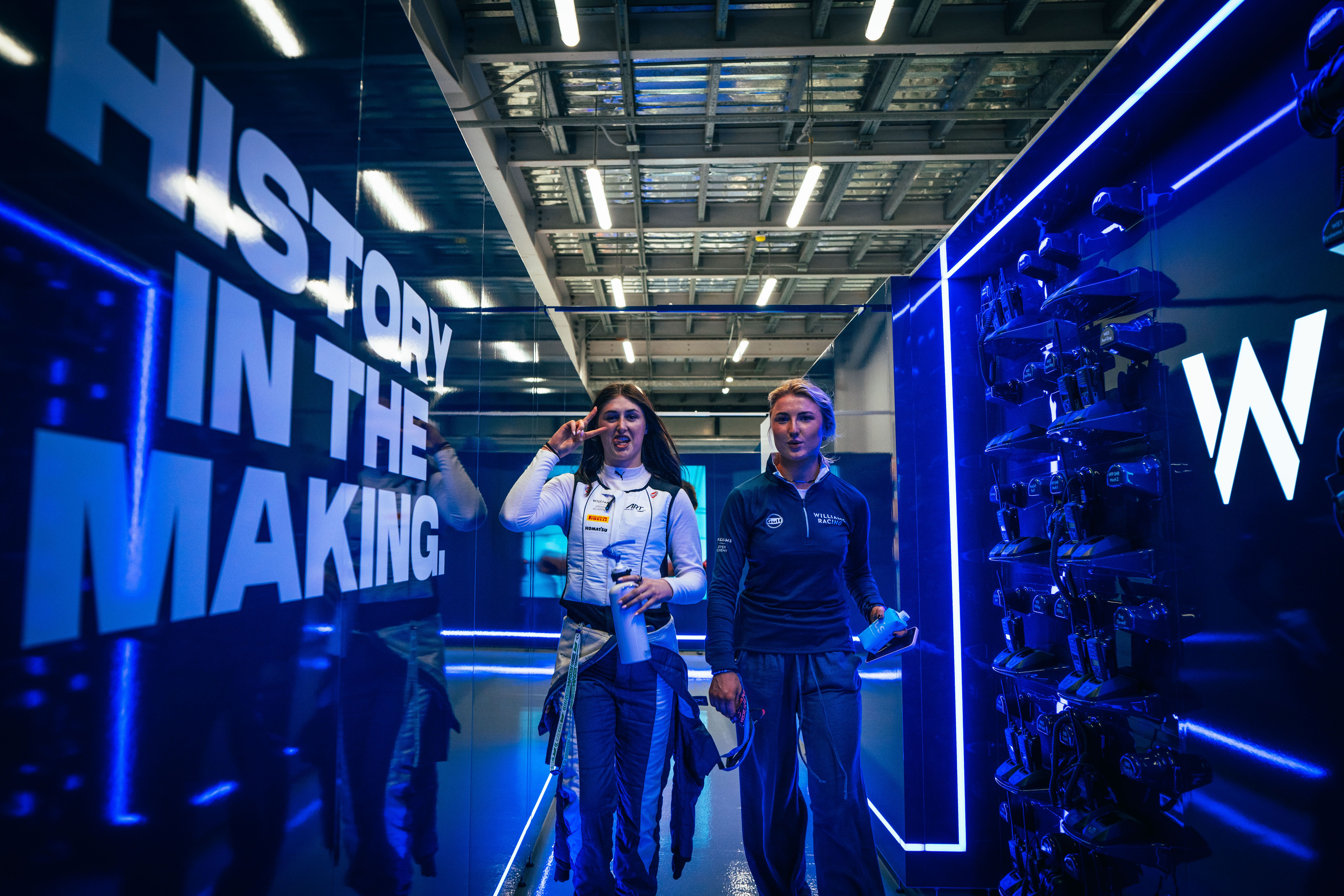 Lia arrives for her first F1 Academy quali, where she finished P7!