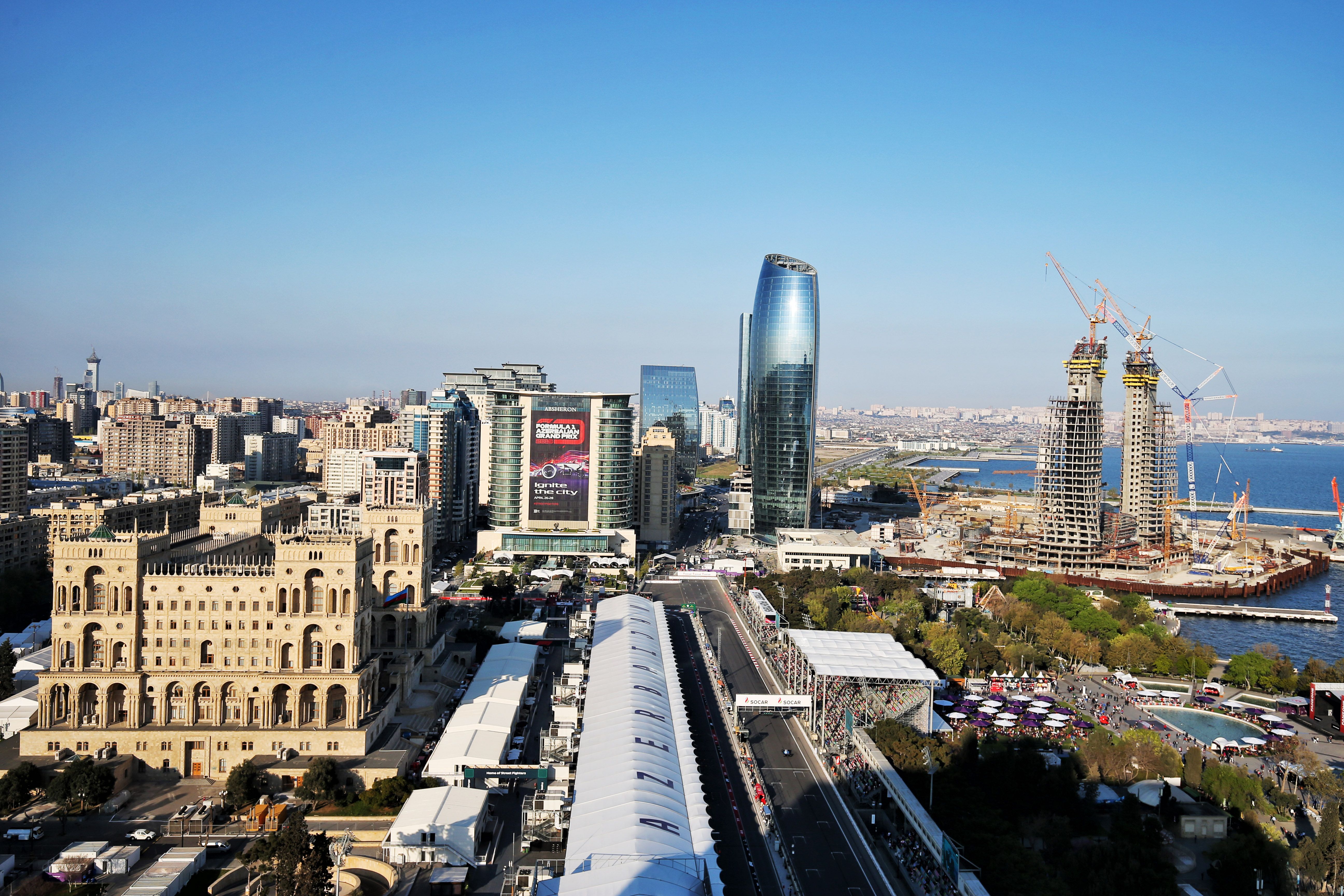 The paddock is situated in front of Azerbaijan Government House.