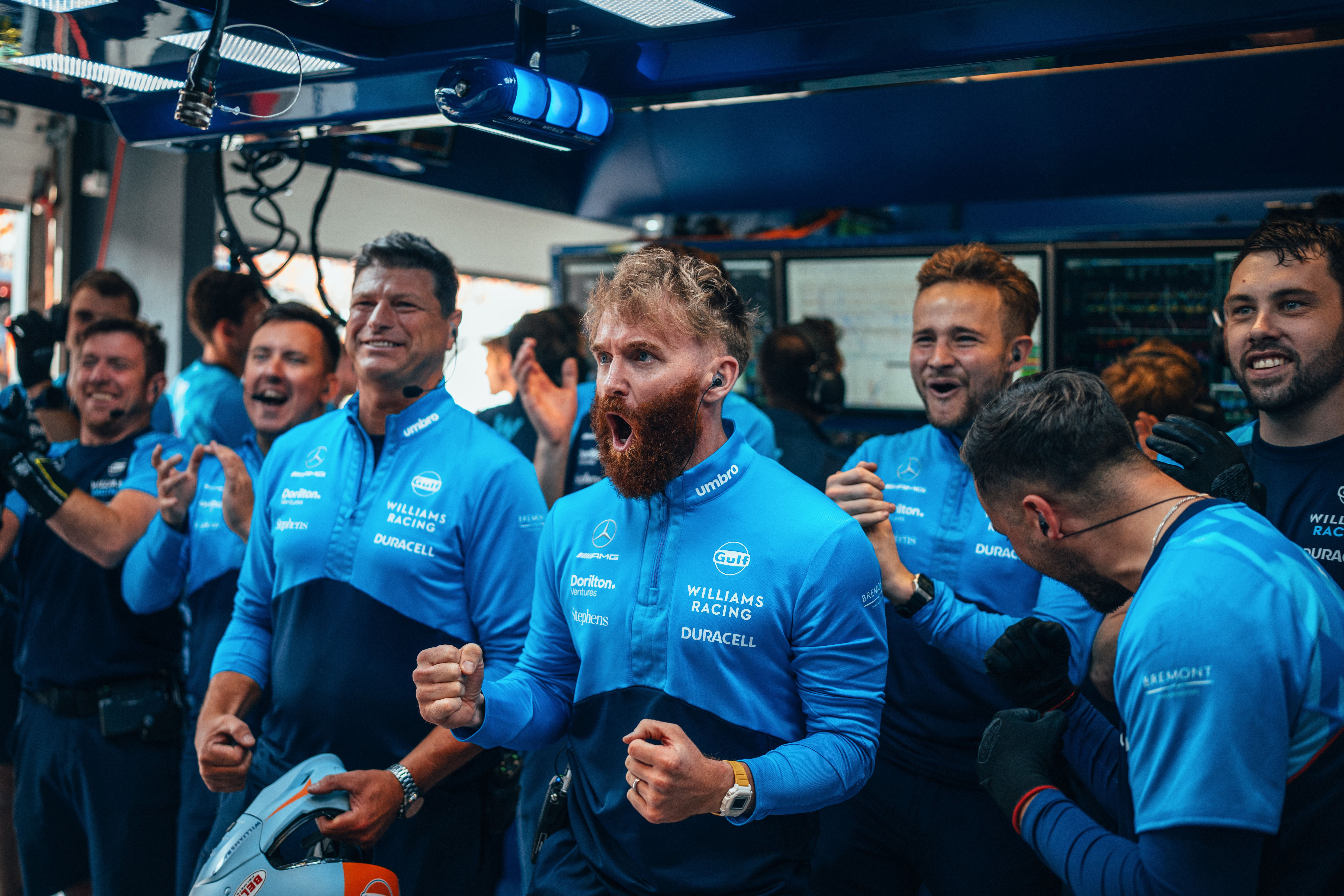 In Zandvoort Alex equalled his best ever career qualifying result with a time good enough for 4th – prompting great scenes in the garage!