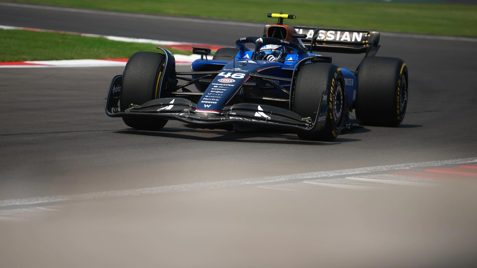 Luke Browning pilota el FW47 en los entrenamientos libres 1 del Gran Premio de México 2025.