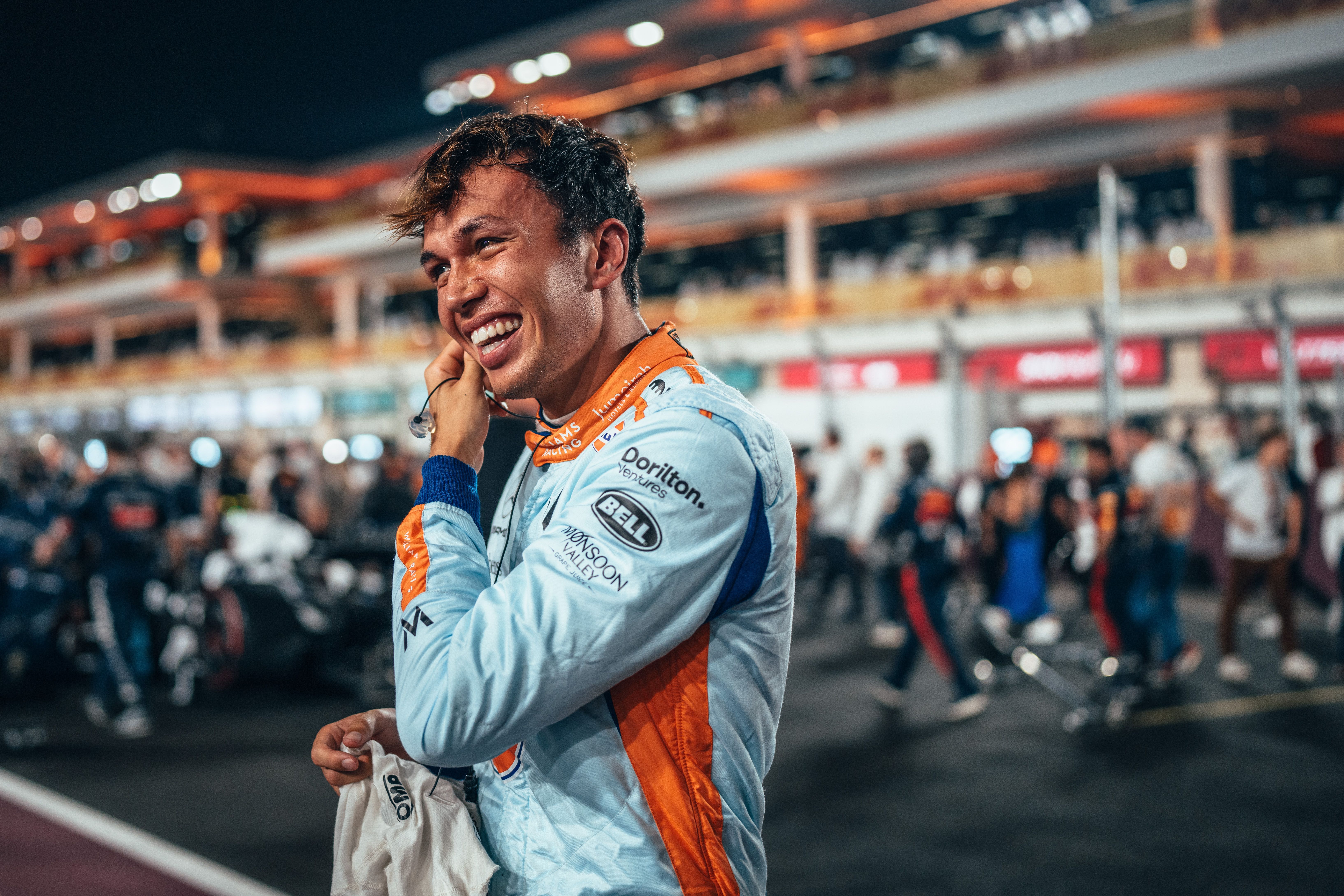 The sprint race in Qatar saw Alex rise ten places from his starting spot on the grid to claim 7th once again, and two more points for the team – sporting special colours for the weekend too. 