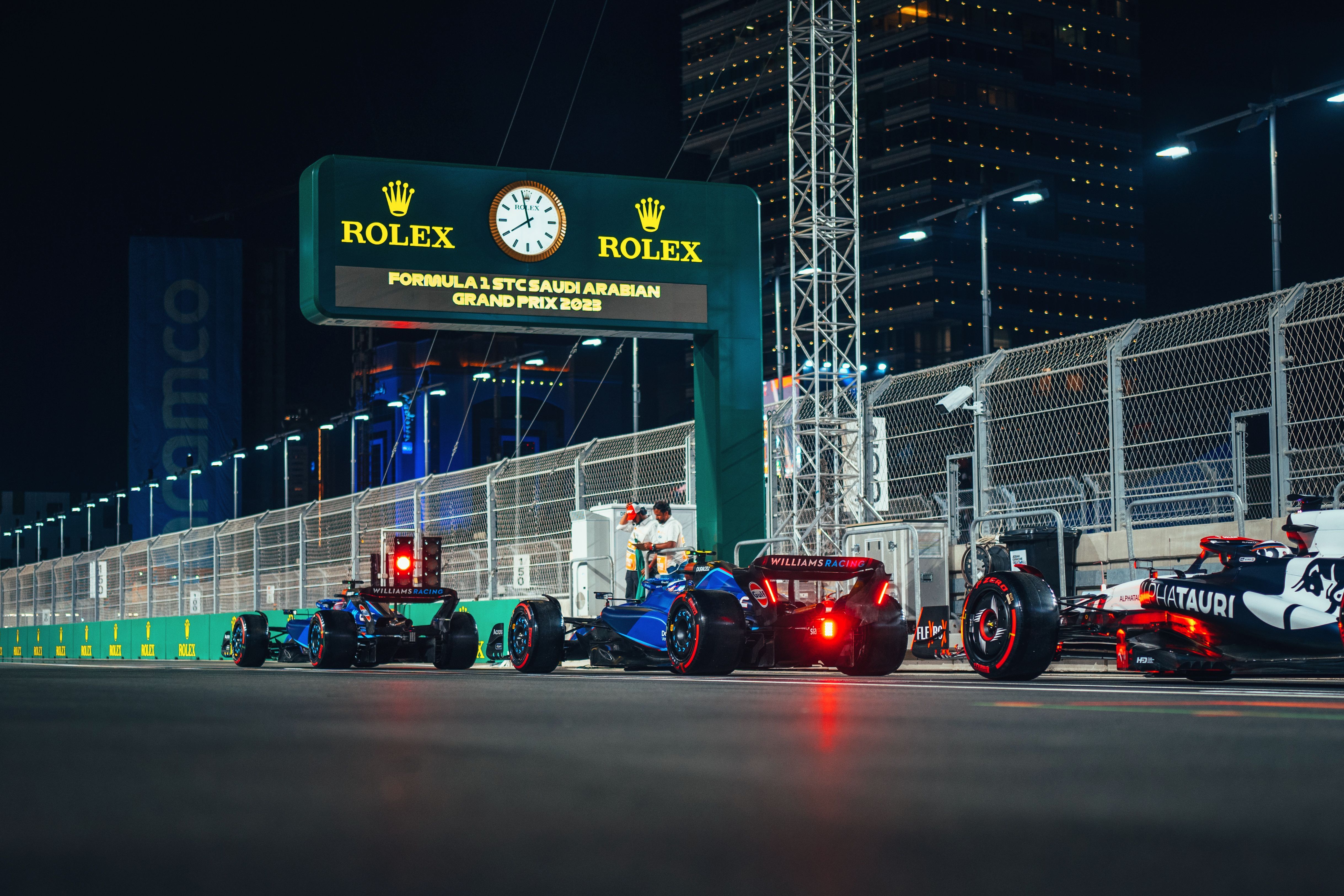 We all hate waiting at red lights.